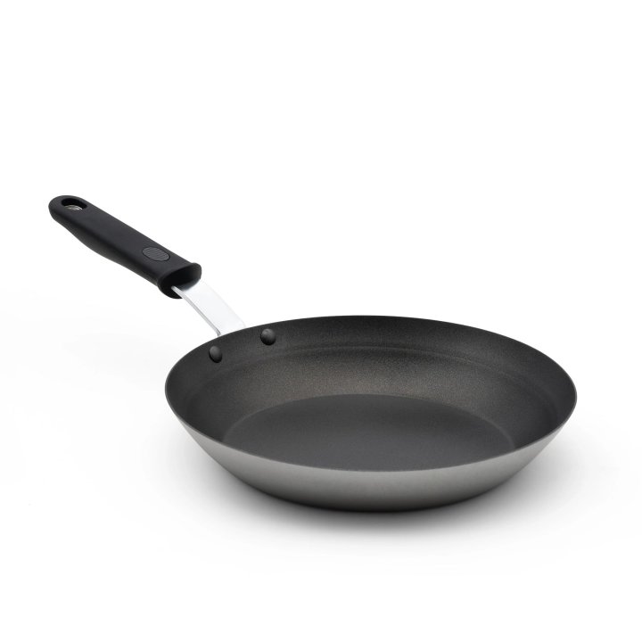 11-inch carbon steel induction fry pan with SteelCoat x3™ nonstick coating and silicone handle