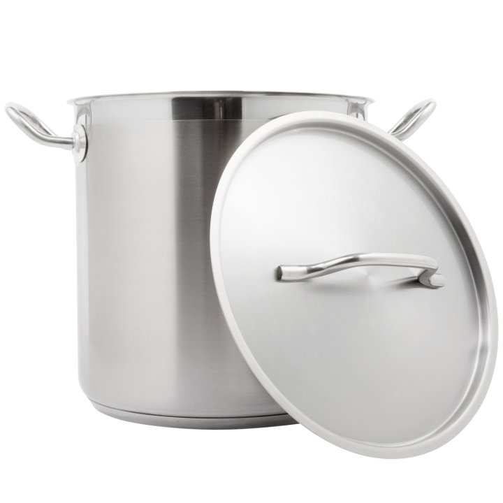 11-quart Optio™ stockpot with low-domed cover