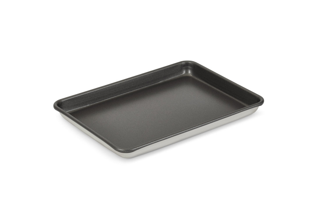 Quarter-size Wear-Ever® aluminum sheet pan with nonstick coating