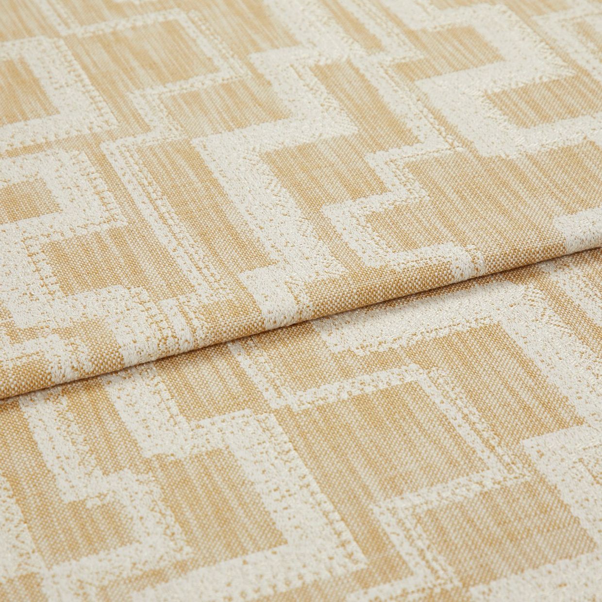 Power Honey Curtain