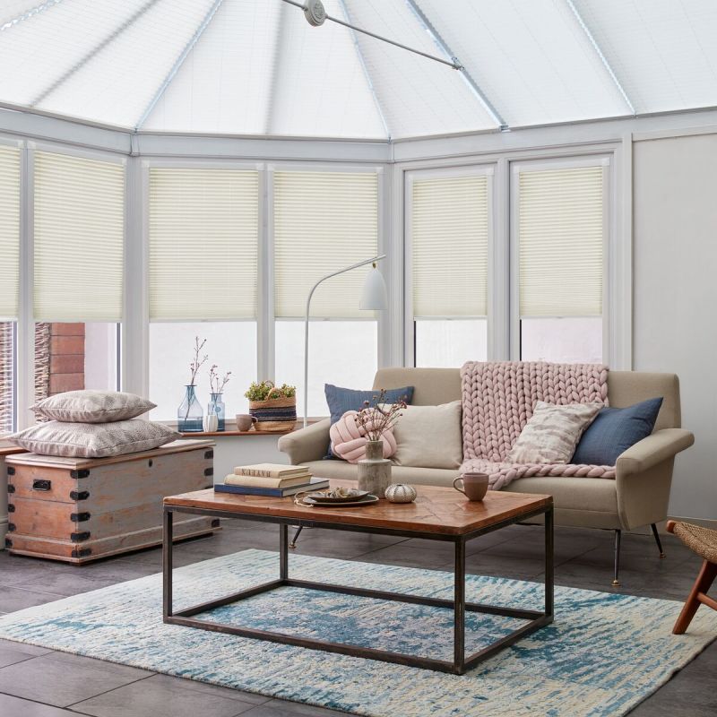 Solartex Chintz Pearl Pleated blind