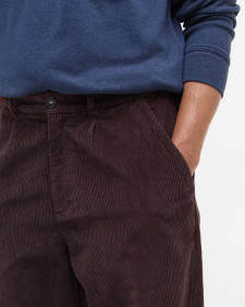 Pantaloni in velluto stretch a coste sottili dalla vestibilità comoda 