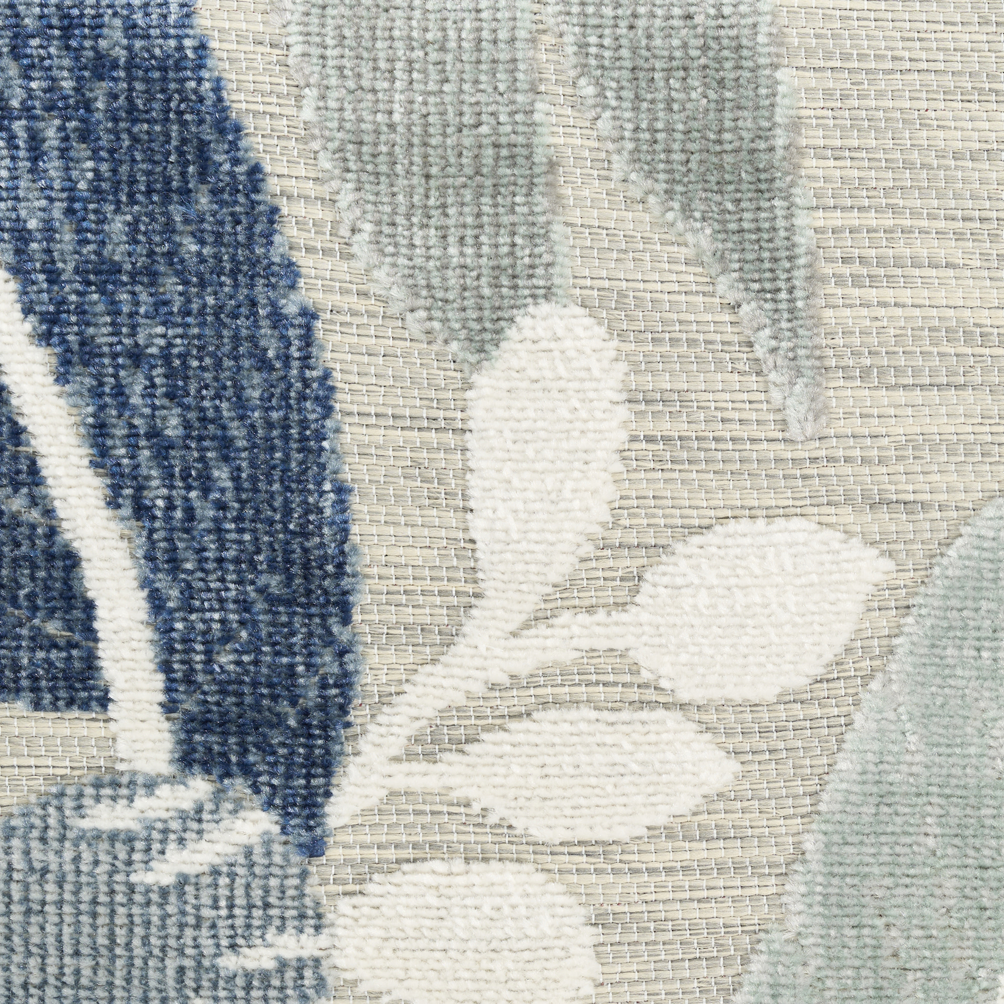 Nourison Suncoast 4' x 6' Grey Navy Tropical Rug