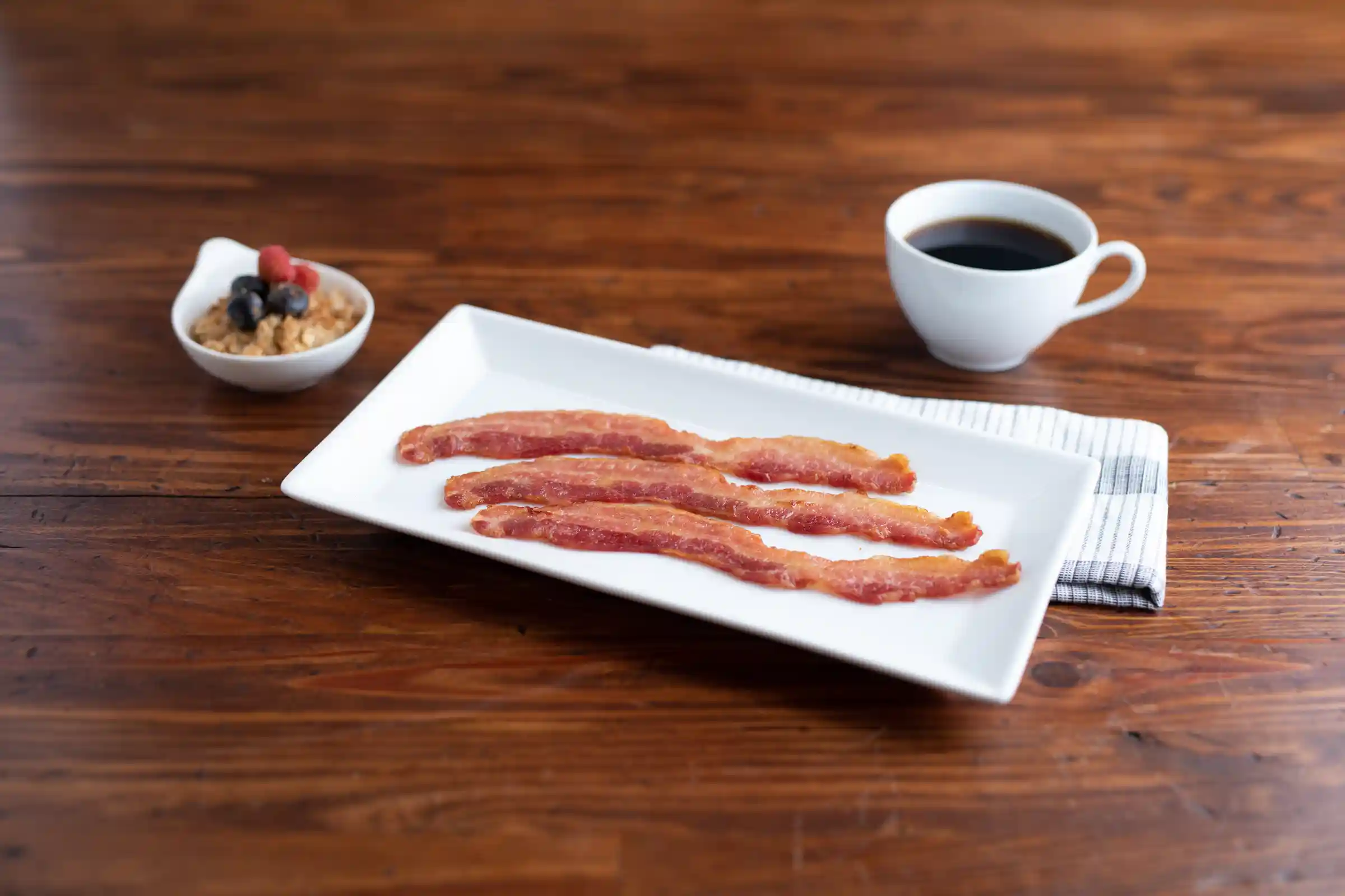 Wright® Brand Naturally Hickory Smoked Regular Sliced Bacon, Bulk, 15 Lbs, 14-18 Slices per Pound, Gas Flushed_image_1