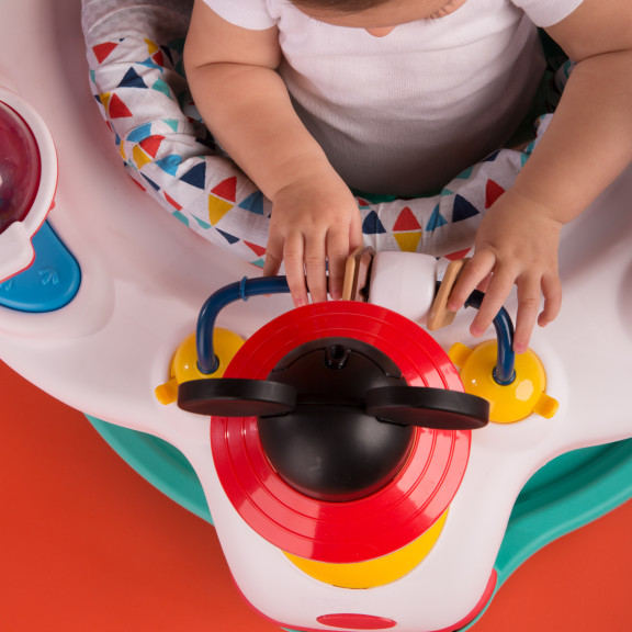 MICKEY MOUSE Camping with Friends Activity Saucer™