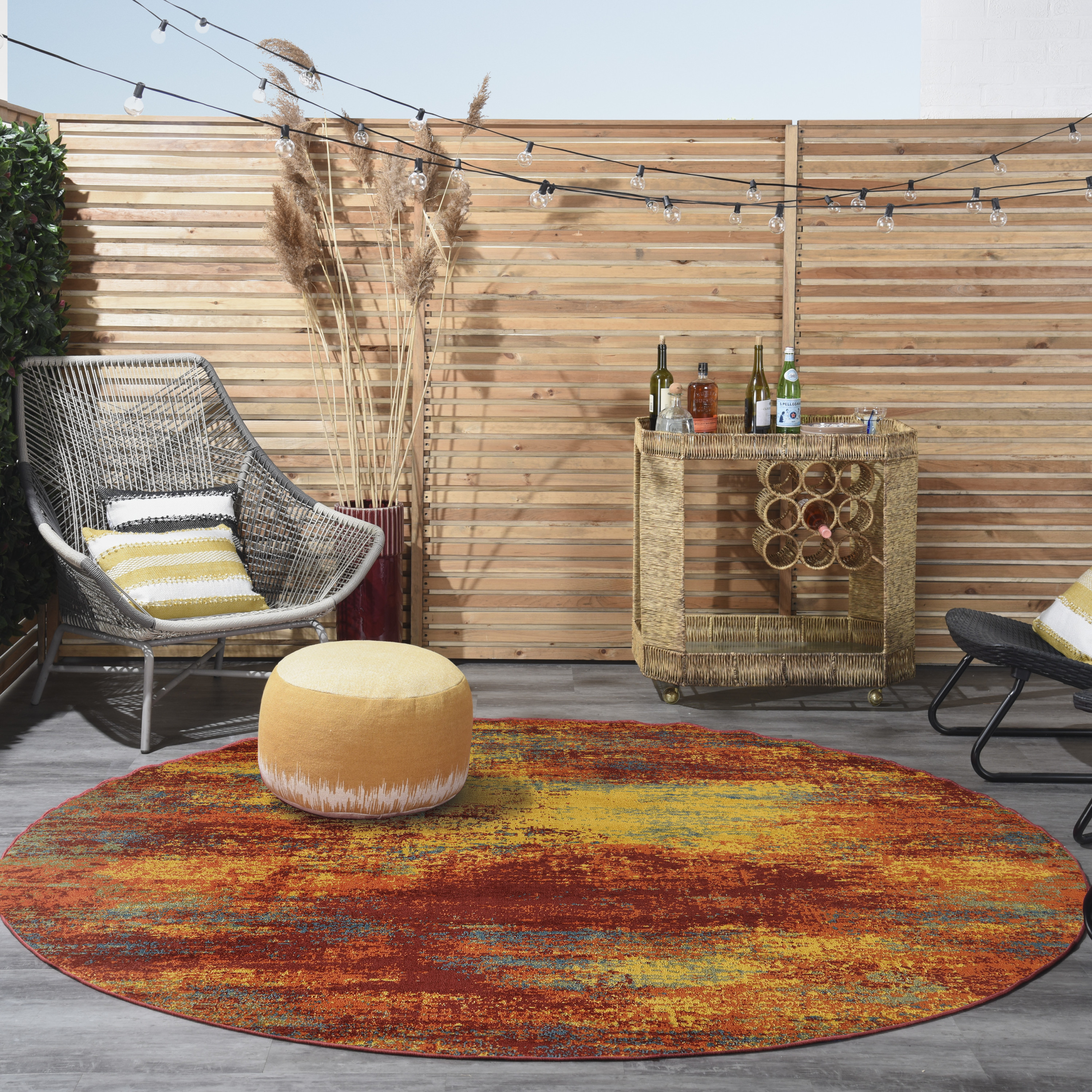 Nourison Nourison Essentials 8' x Round Flame Modern Rug