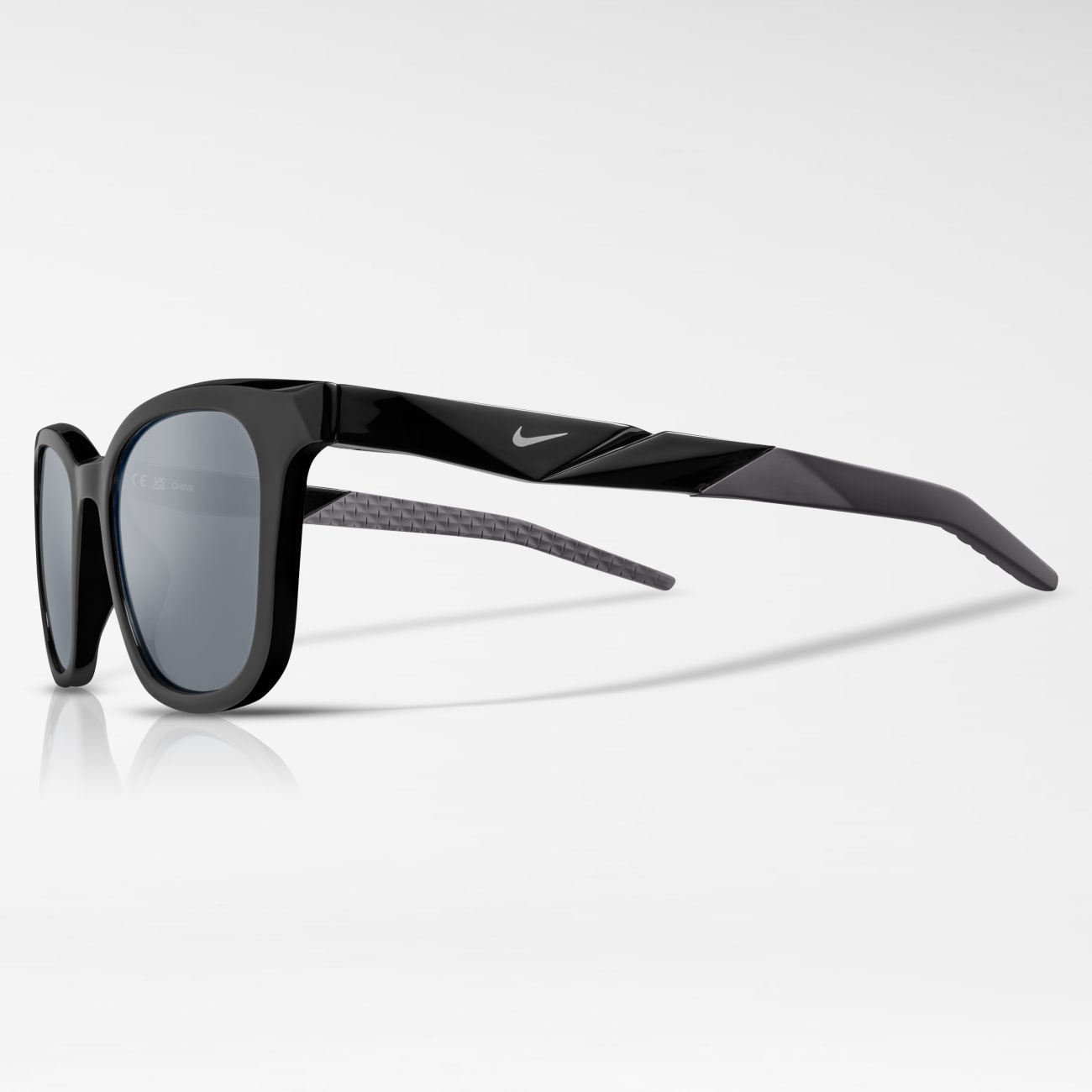 Nike Radeon 2 Temple Image