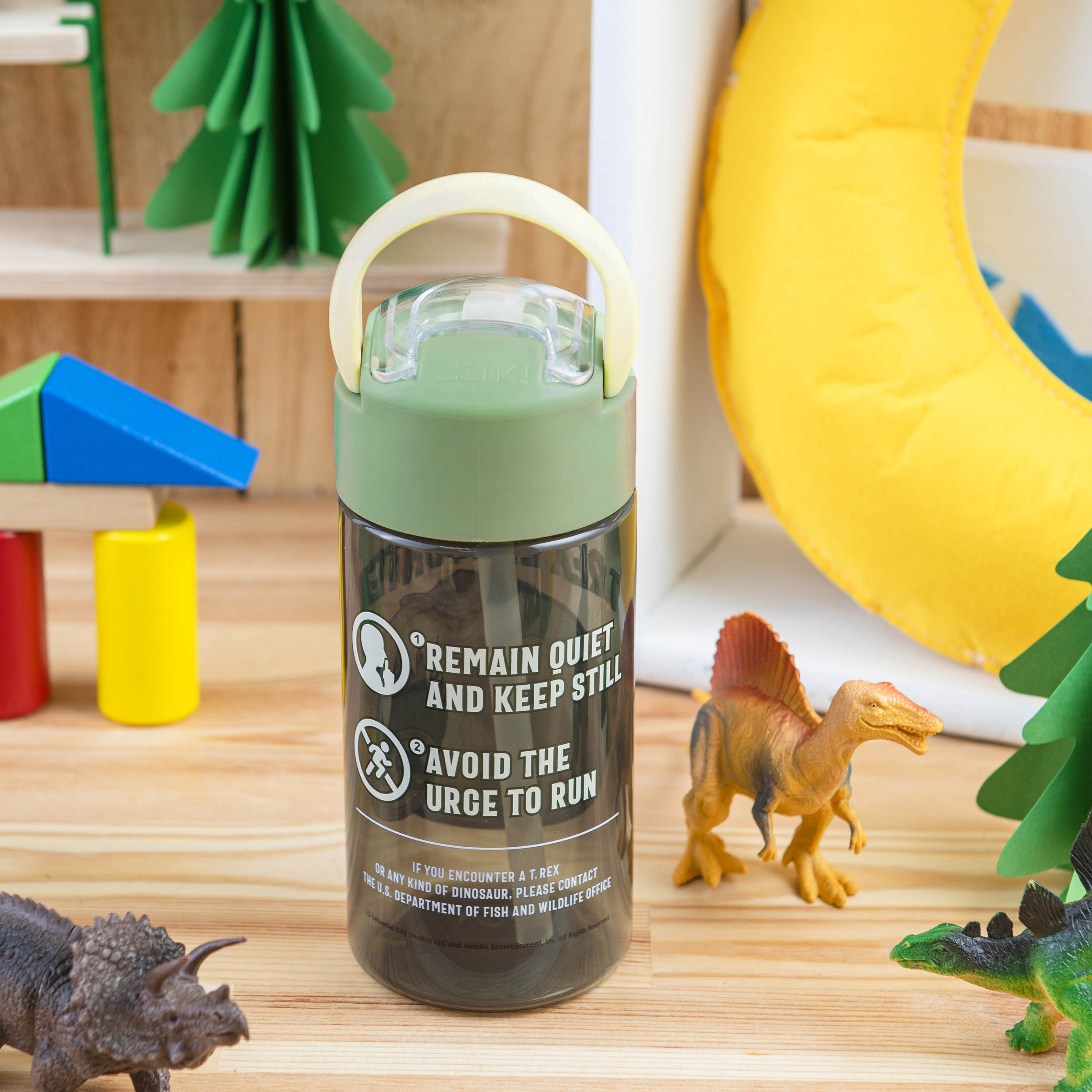 Jurassic World Dominion 18 ounce Reusable Plastic Water Bottle with Push-button lid, How to Survive a T-Rex Encounter, 2-piece set slideshow image 4