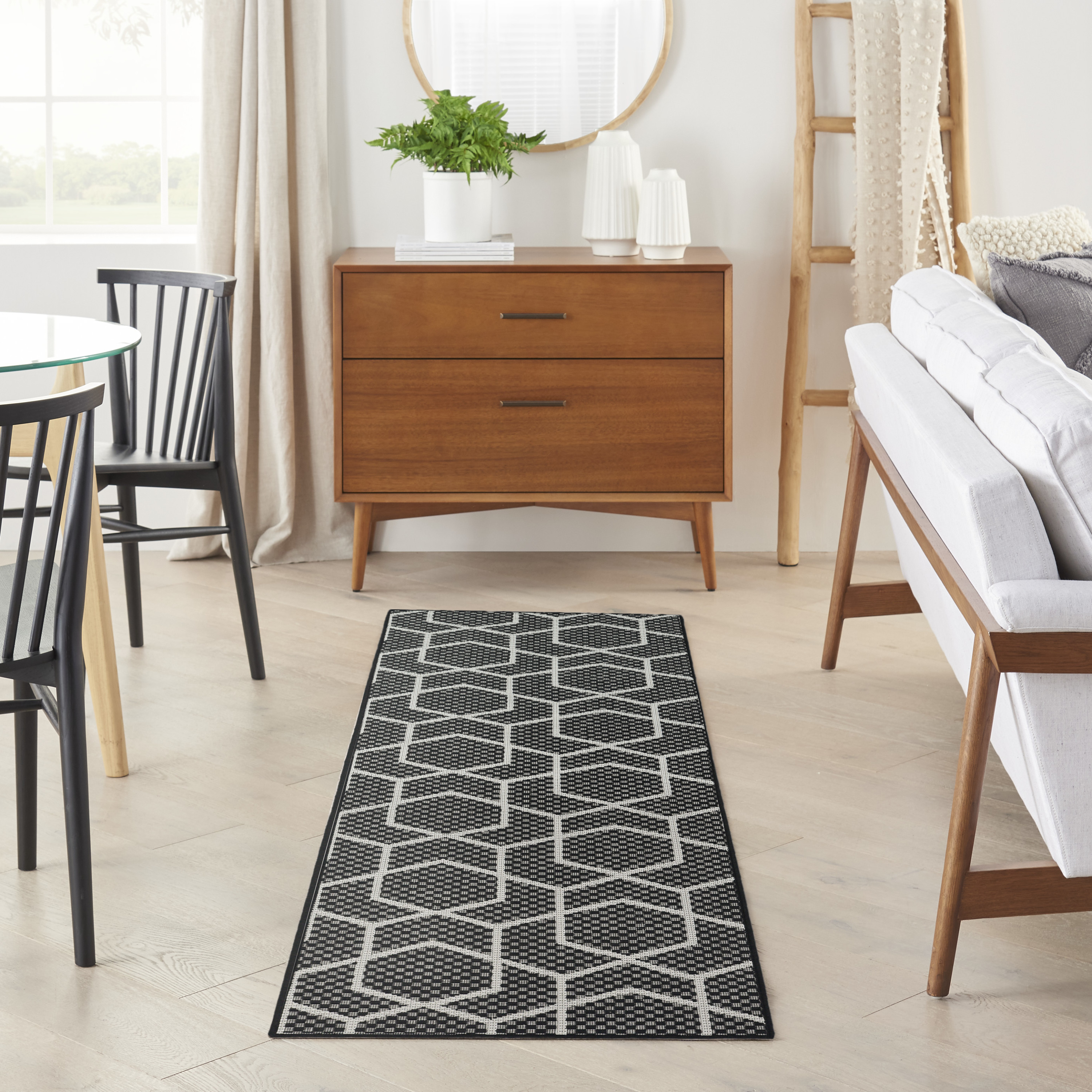 Nourison Horizon Indoor/Outdoor 2' x 6' Black Modern Rug