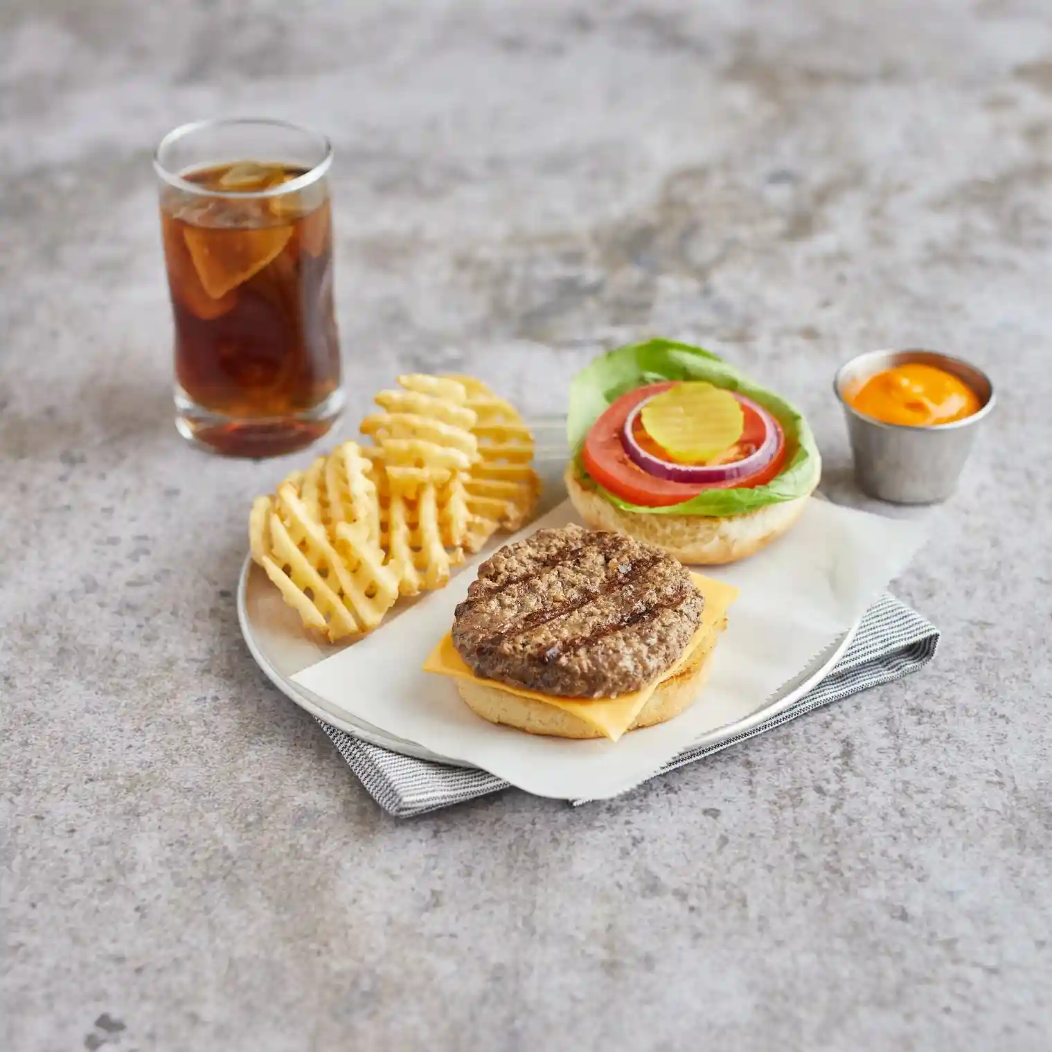 AdvancePierre™ Flame Grilled Beef Pattie, 2.10 oz._image_1
