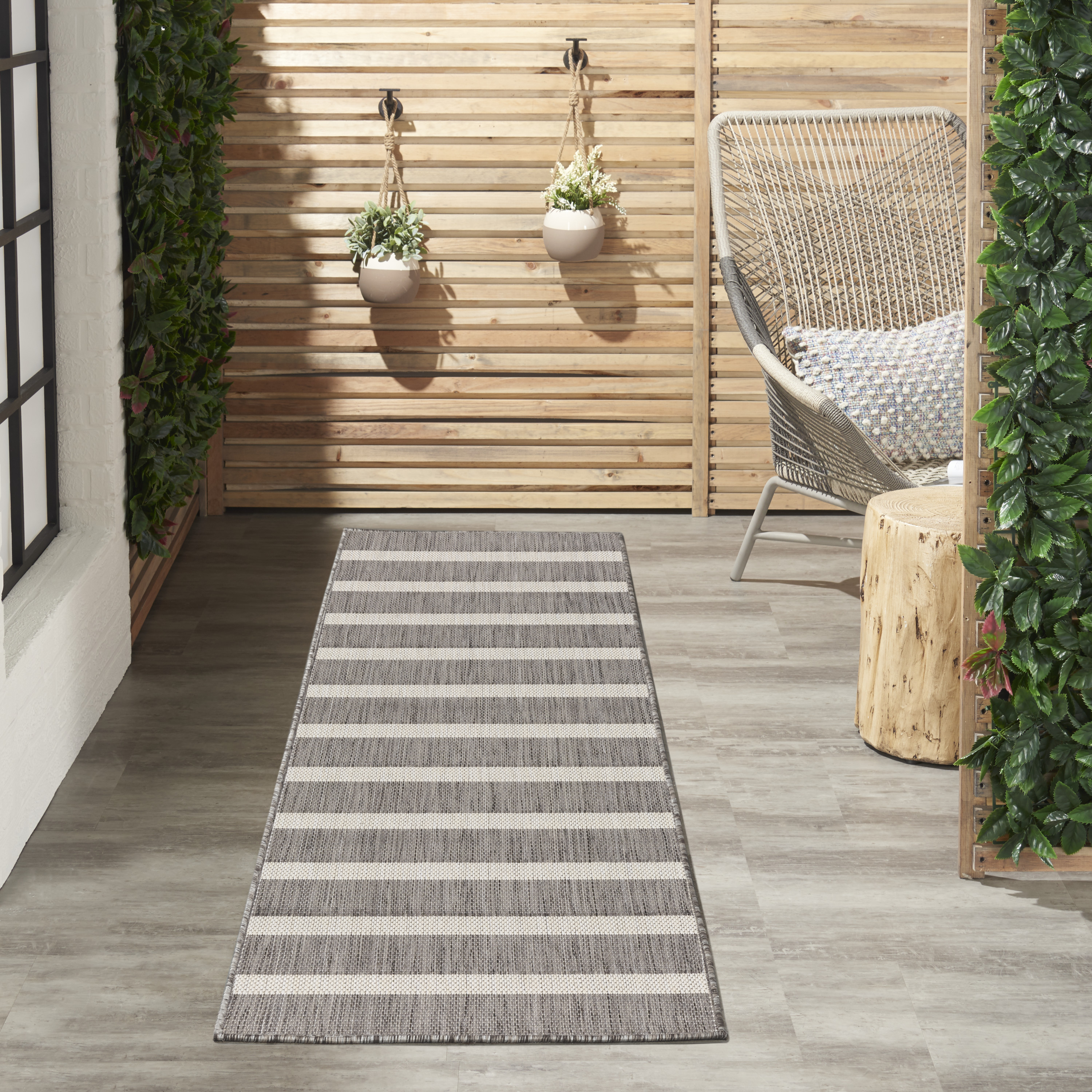 Nourison Positano 2' x 6' Charcoal Ivory Modern Rug