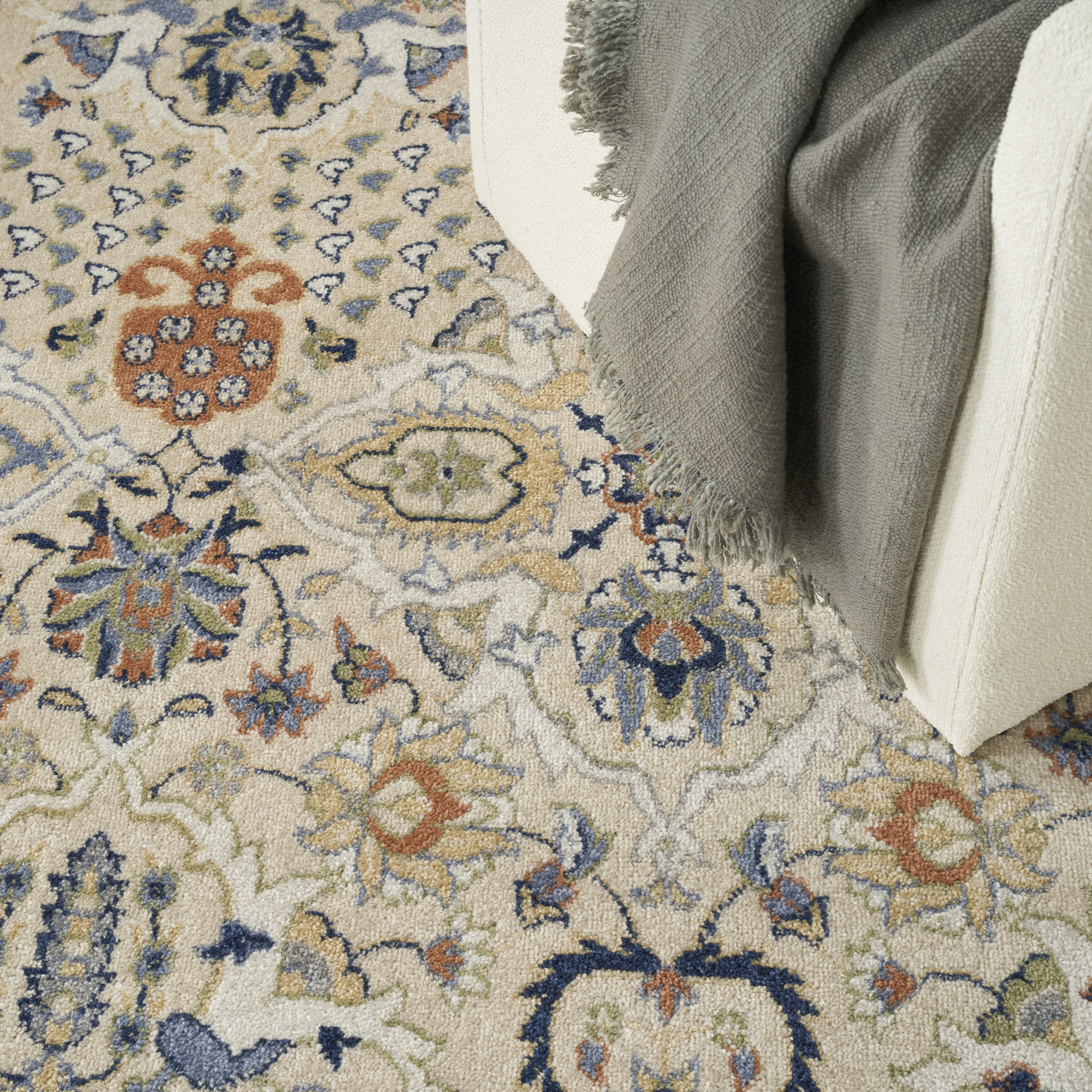 Nourison Allur 4' x 6' Beige Bohemian Indoor Rug