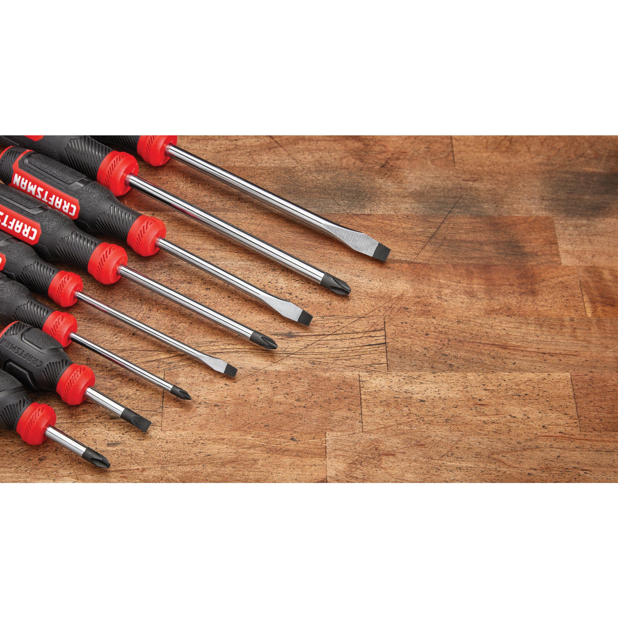 View of CRAFTSMAN Screwdrivers: Bi-Material highlighting product features