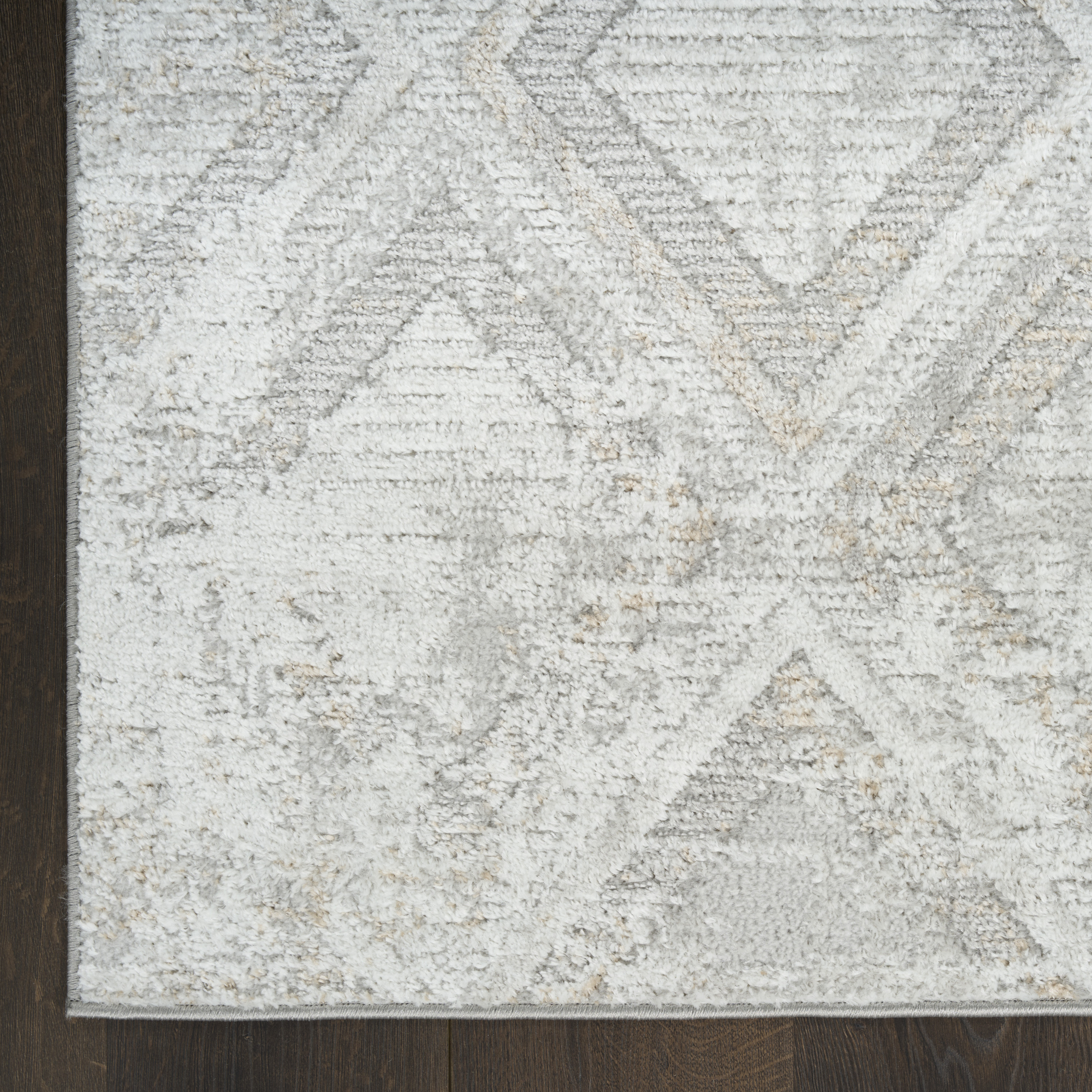Nourison Dekor 2' x 4' Grey Modern Indoor Rug