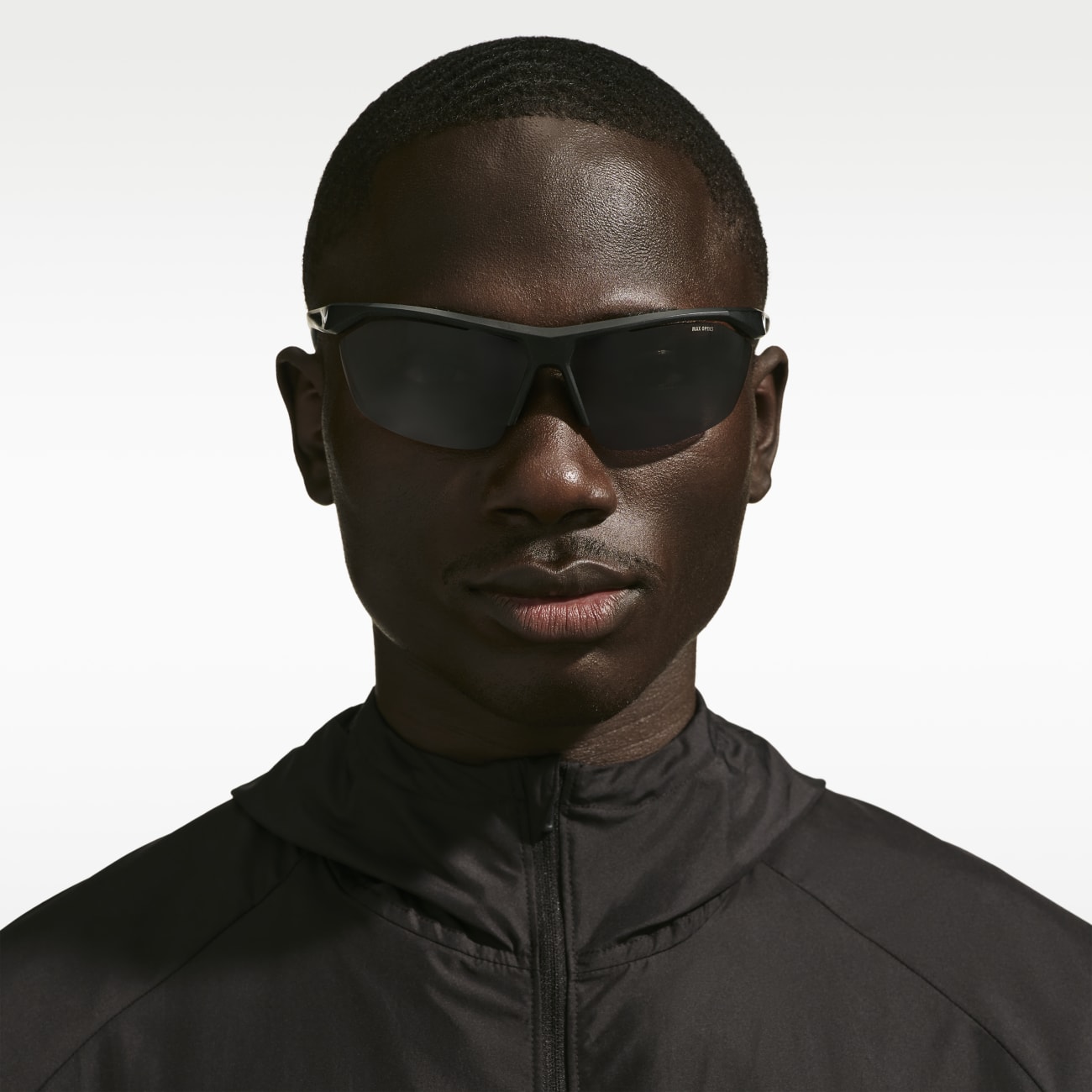 Nike Tailwind Heat Lifestyle Image 2