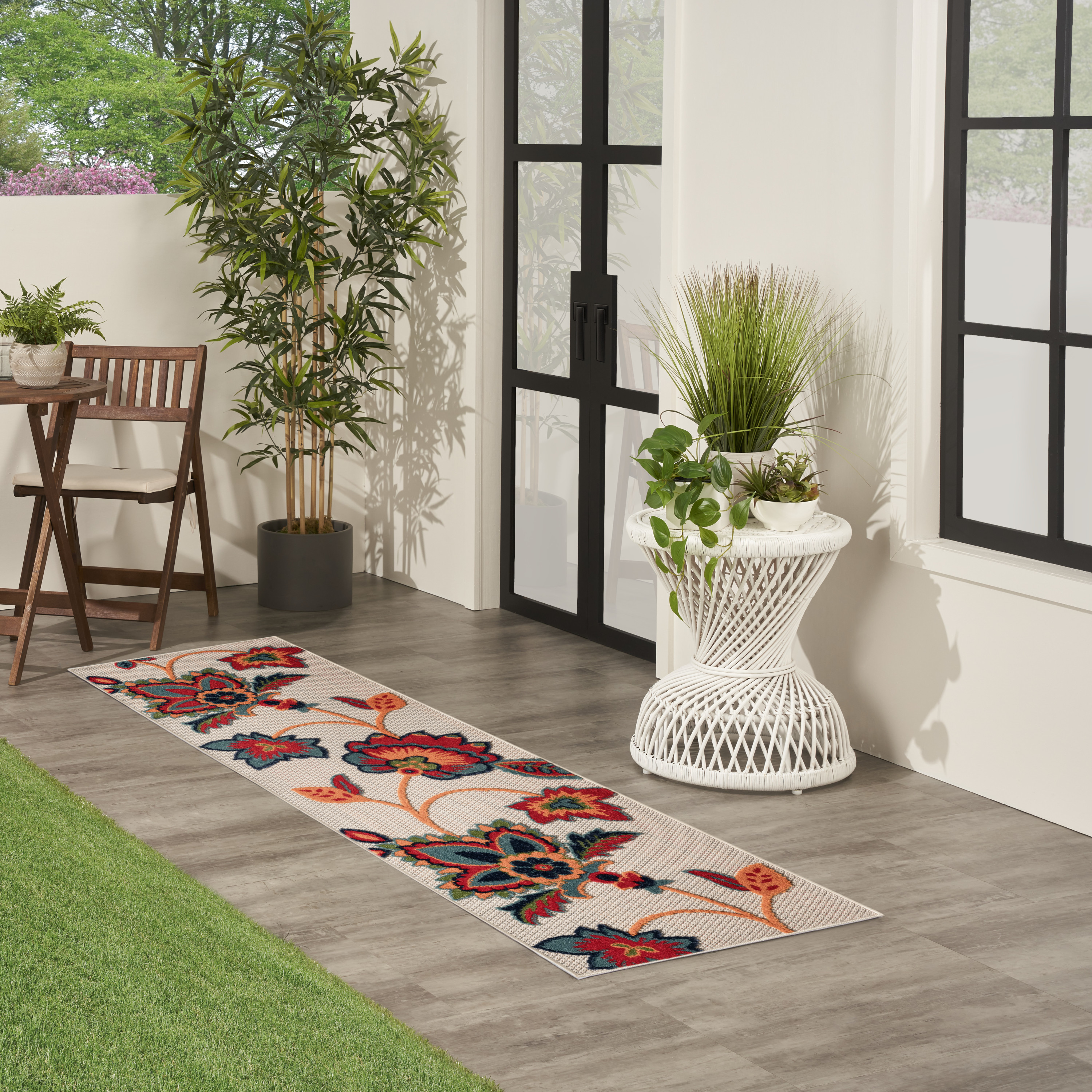Nourison Aloha 2' x 6' Multicolor Outdoor Rug