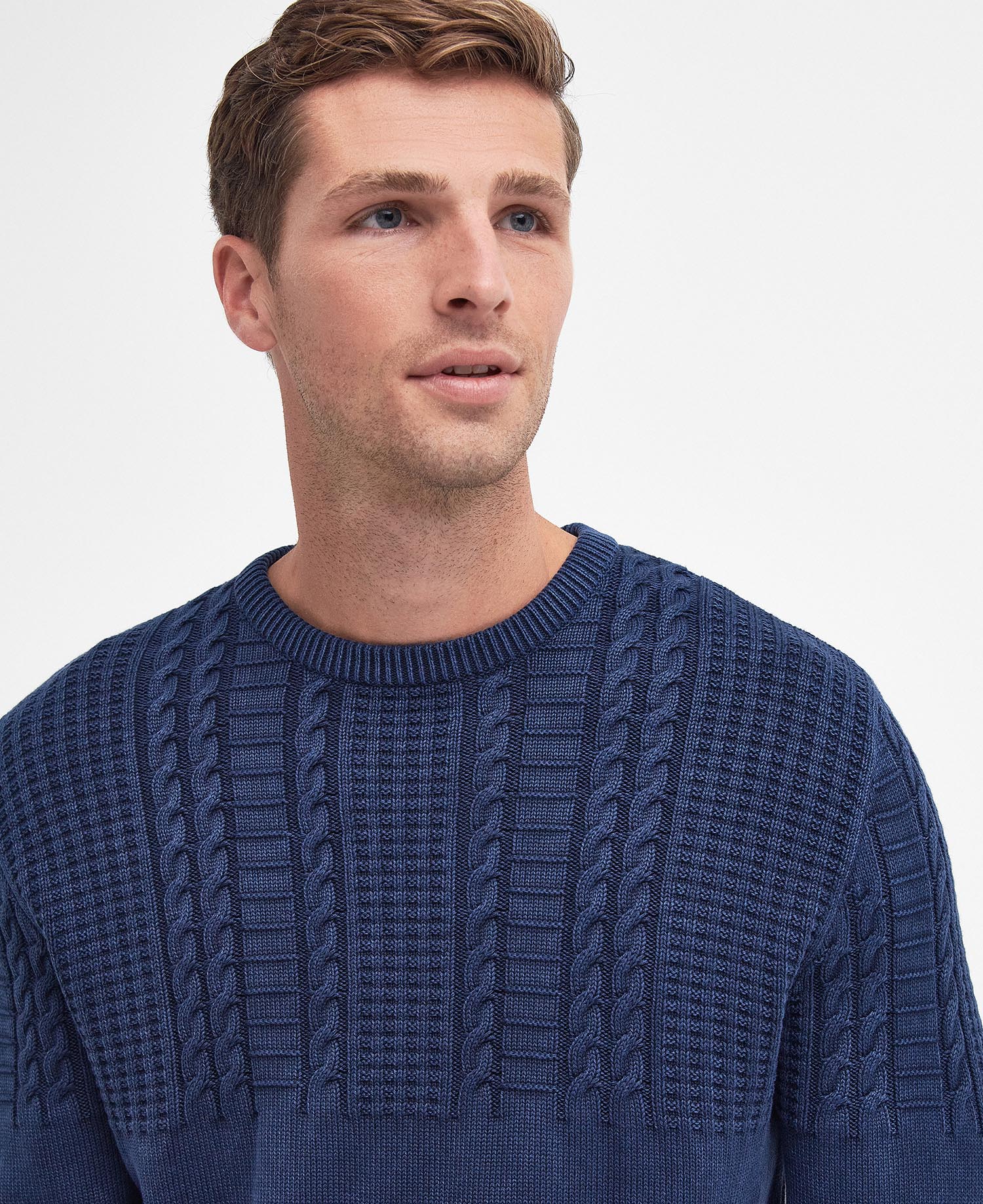 Ilderton Crew Neck Jumper image number 3