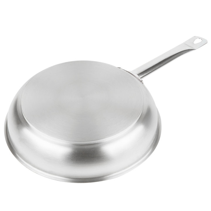 11-inch Centurion® frying pan with nonstick coating