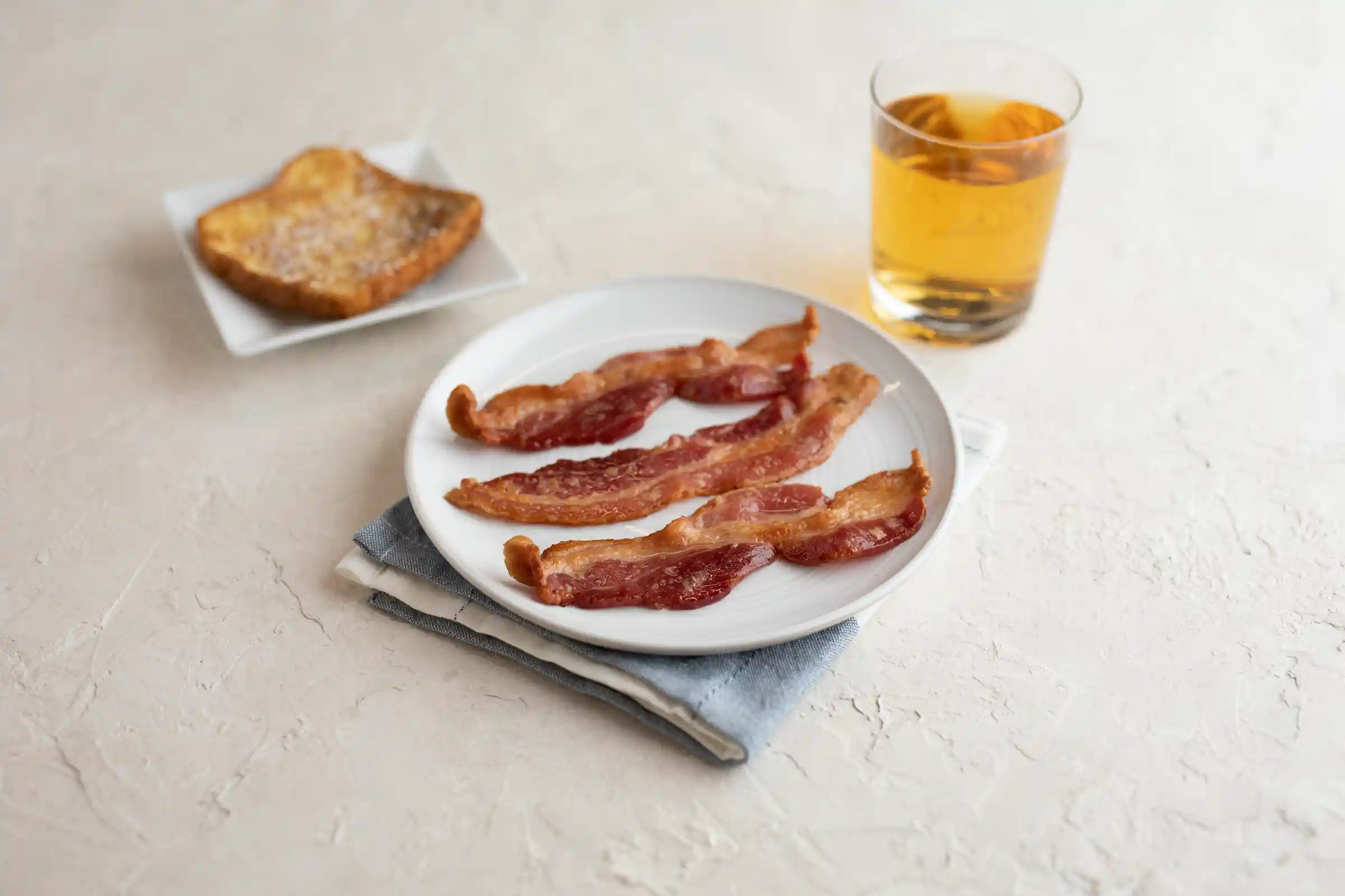 Wright® Brand Naturally Hickory Smoked Regular Sliced Bacon, Bulk, 10 Lbs, 14-18 Slices per Pound, Frozen_image_1