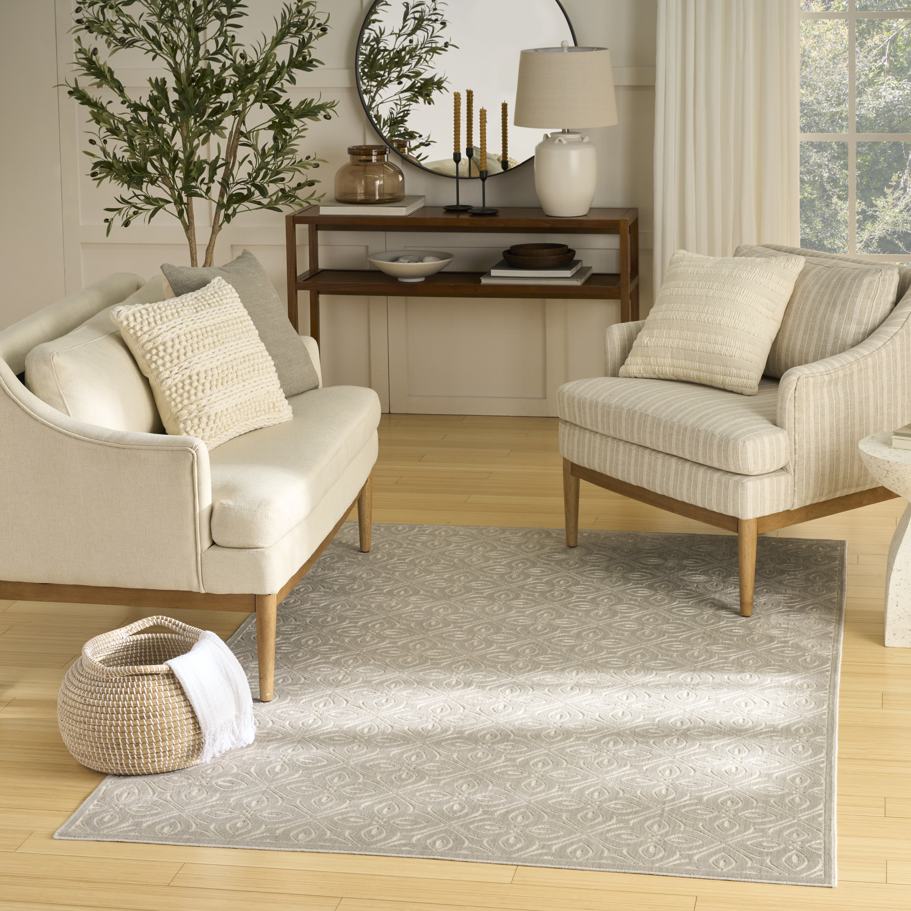 Nourison Washable Charm 4' x 6' Silver Ivory Contemporary Indoor Rug