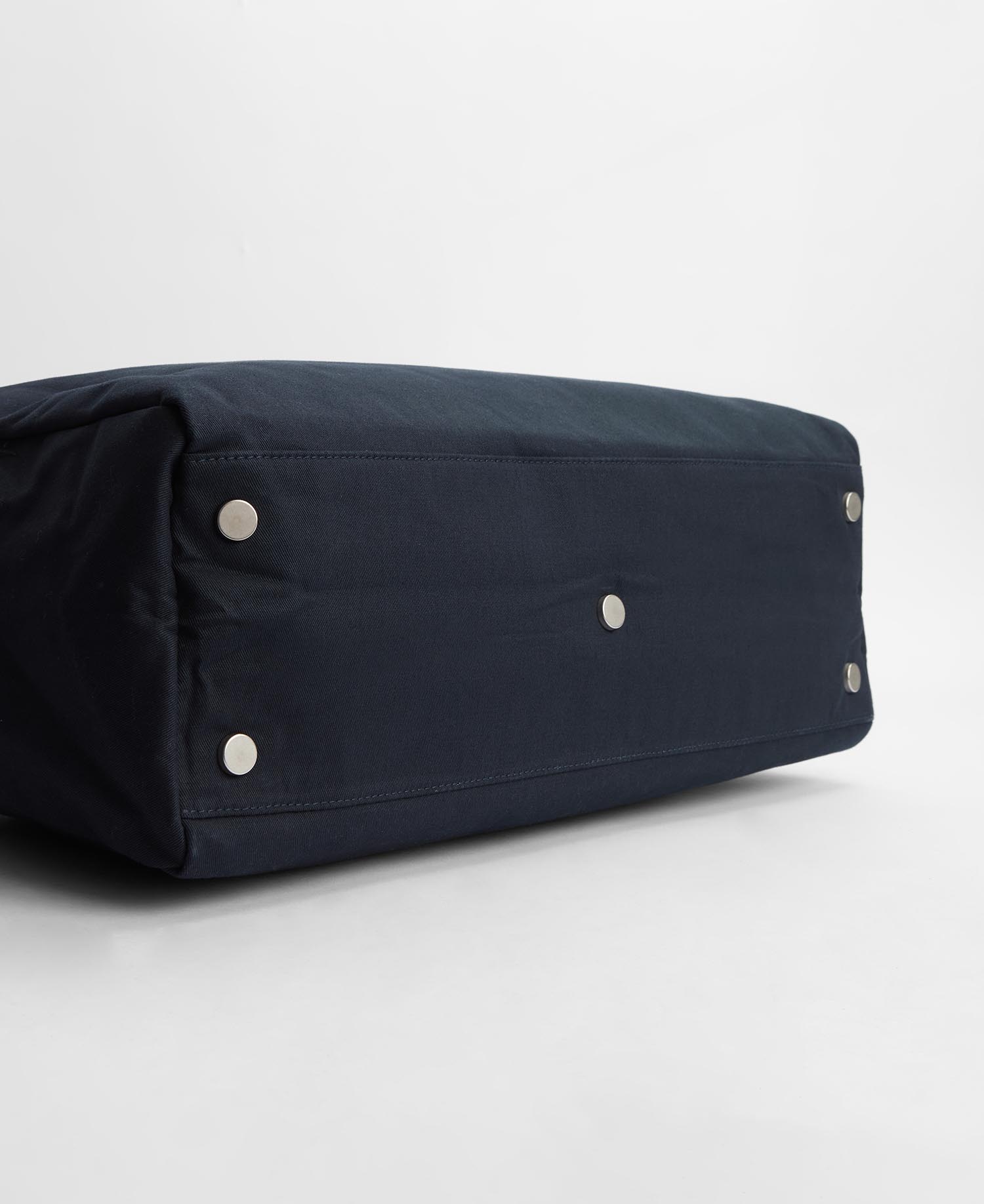 Cascade Holdall Bag image number 9