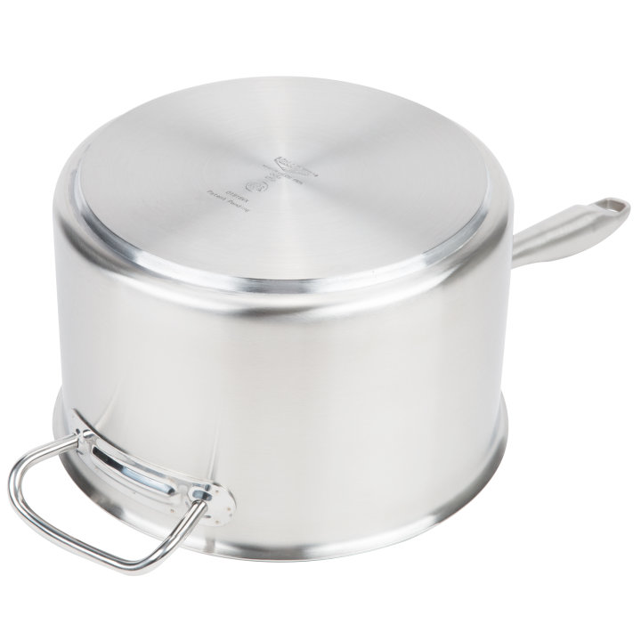 7-quart Intrigue® stainless steel saucepan with helper handle
