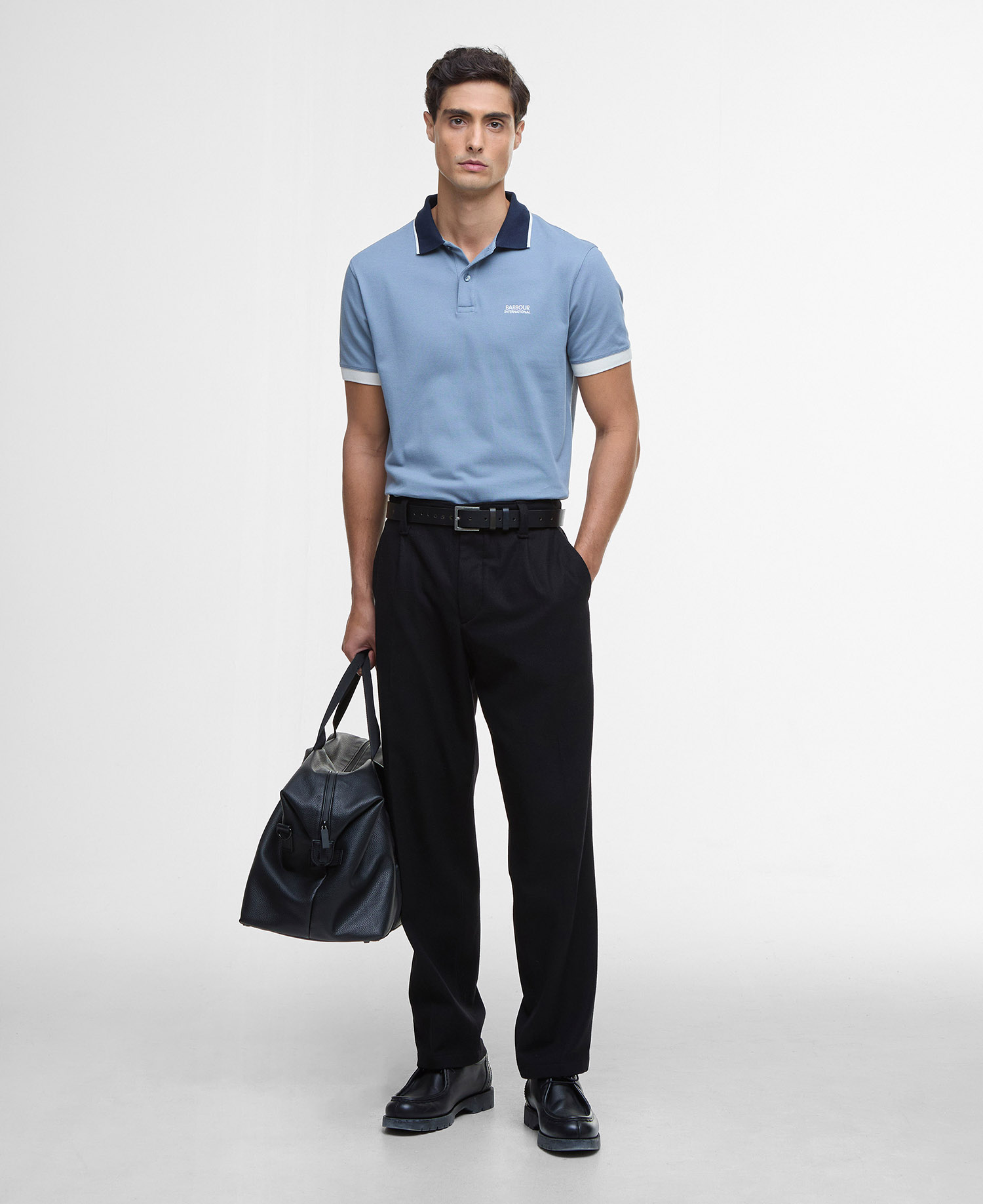 Polo Howall image number 1