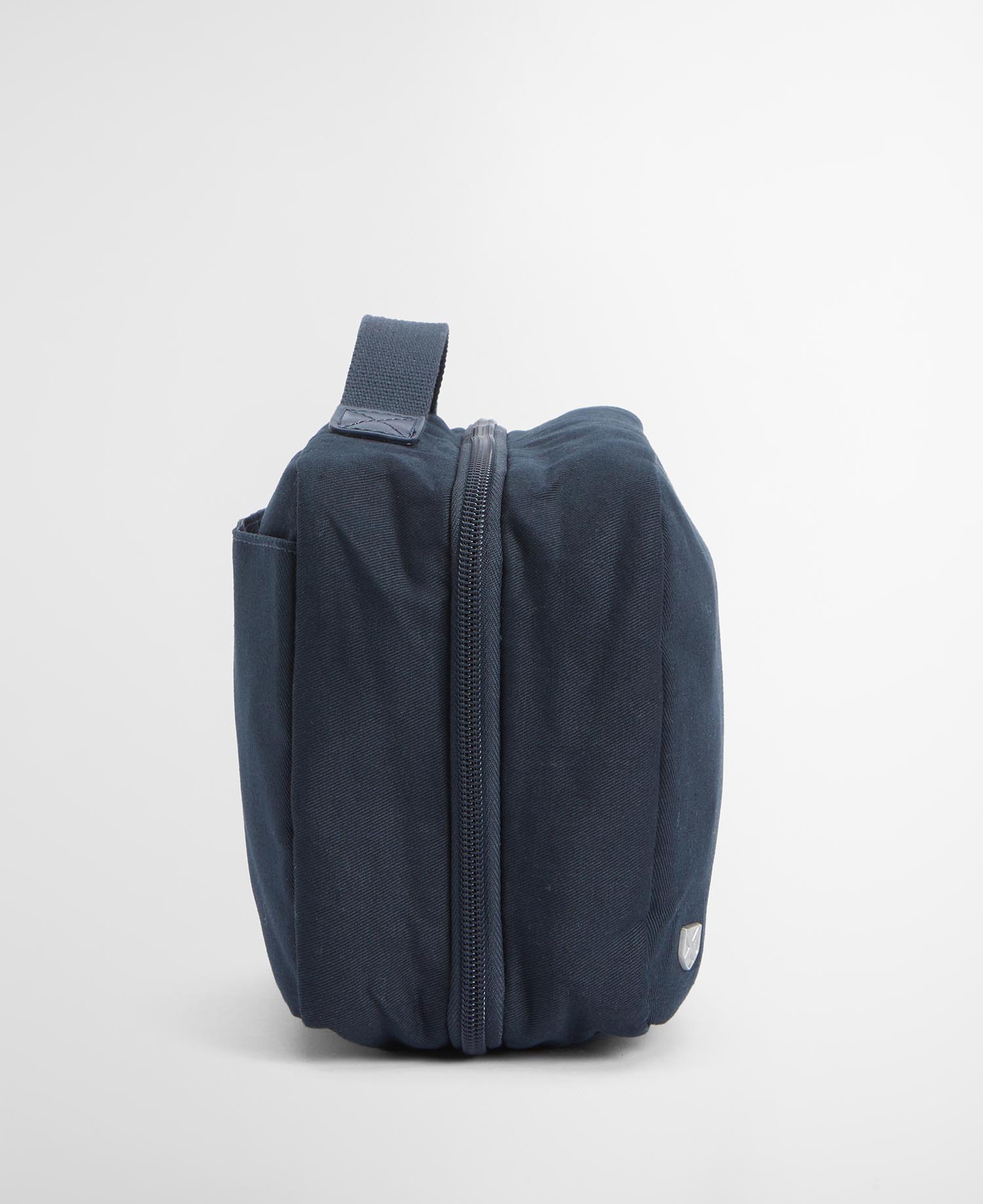 Cascade Washbag image number 4