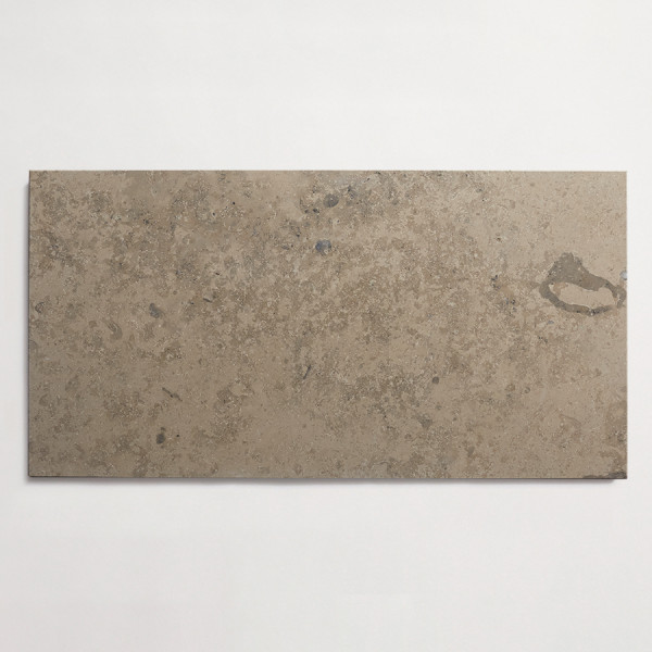 grand place | chantilly | limestone rectangle 