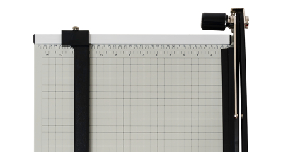 Metal bases provide a firm, stable worksurface and will never warp or crack.