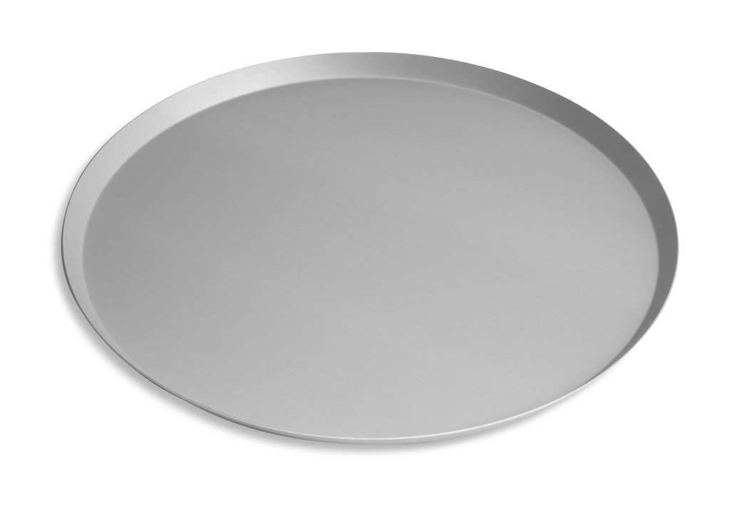 15-inch solid press-cut pizza pan with Clear Coat anodized finish