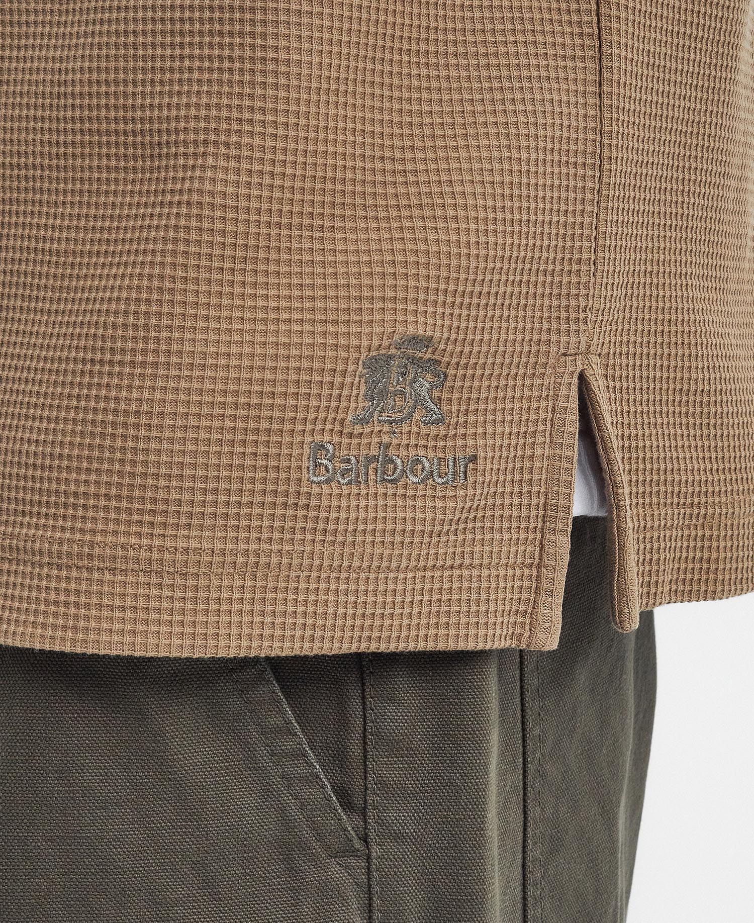 Barbour x Baracuta Henley Relaxed T-Shirt image number 4
