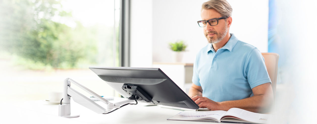 CLU monitor arms move smoothly into the ideal viewing position that