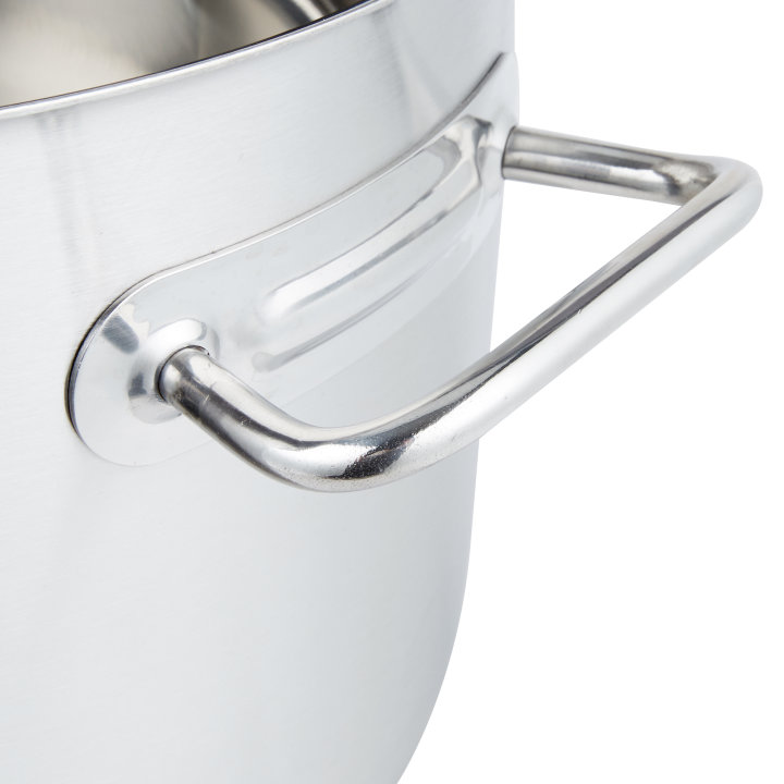 17-quart Intrigue® stainless steel sauce pot in mirror finish