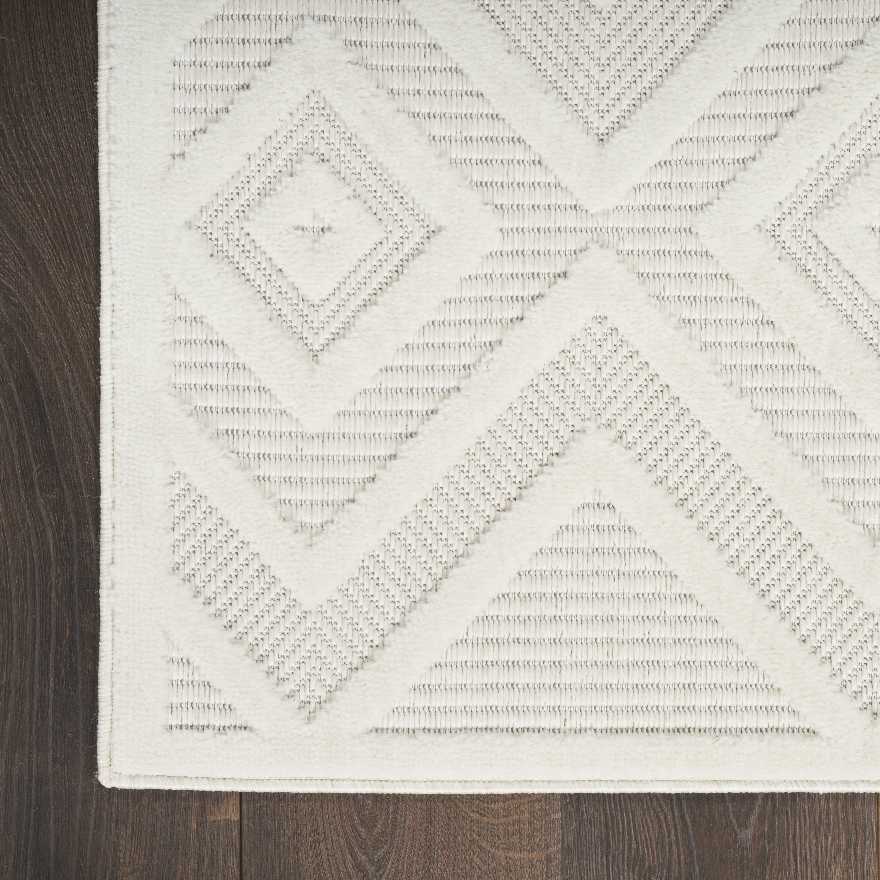 Nourison Versatile 8' x 10' Ivory White Modern Rug