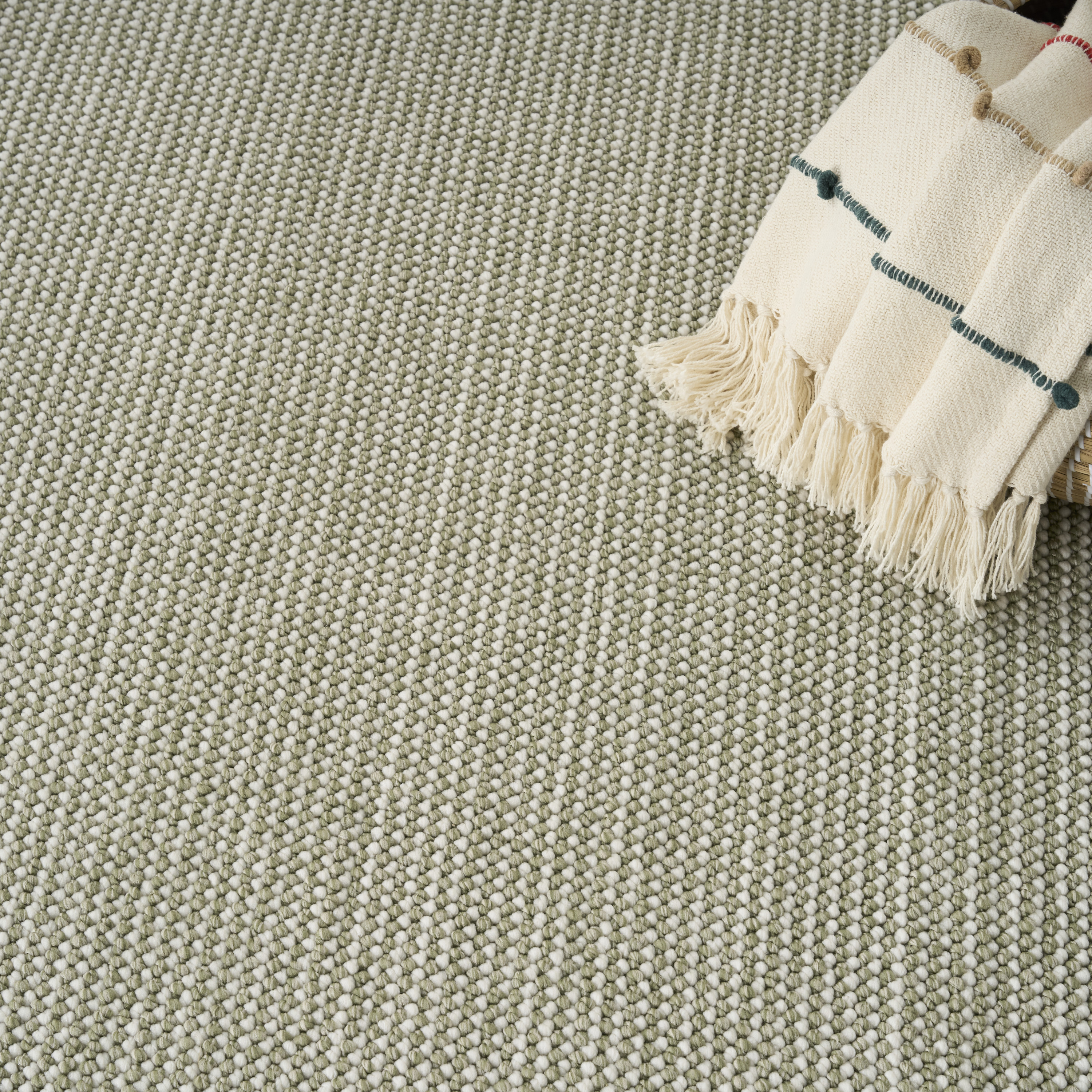 Nourison Natural Texture 5'3" x 7' Ivory Green Farmhouse Indoor Rug