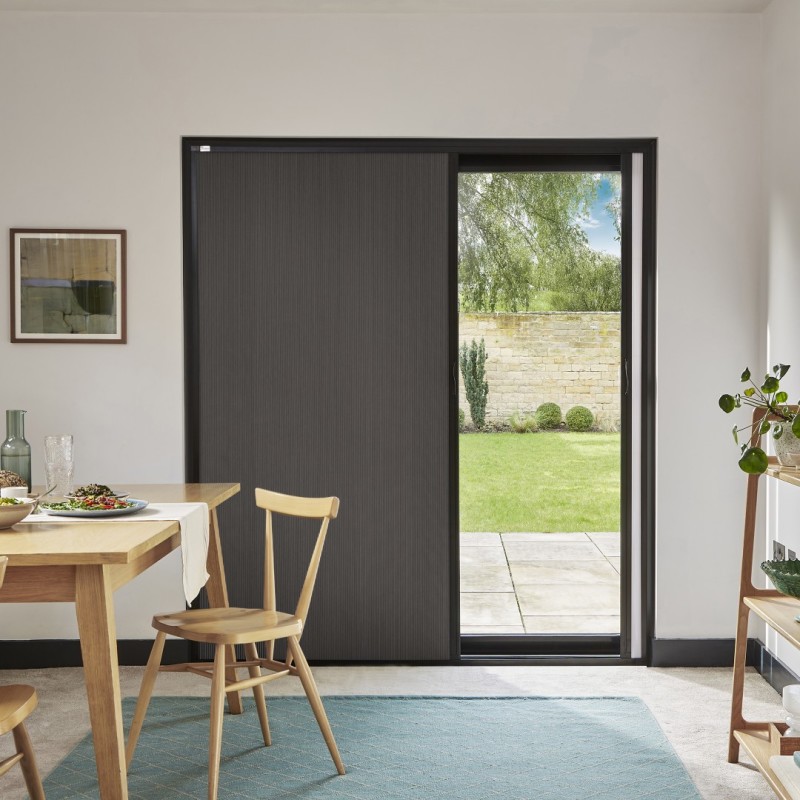 Light Seal Black Blind Screen 02