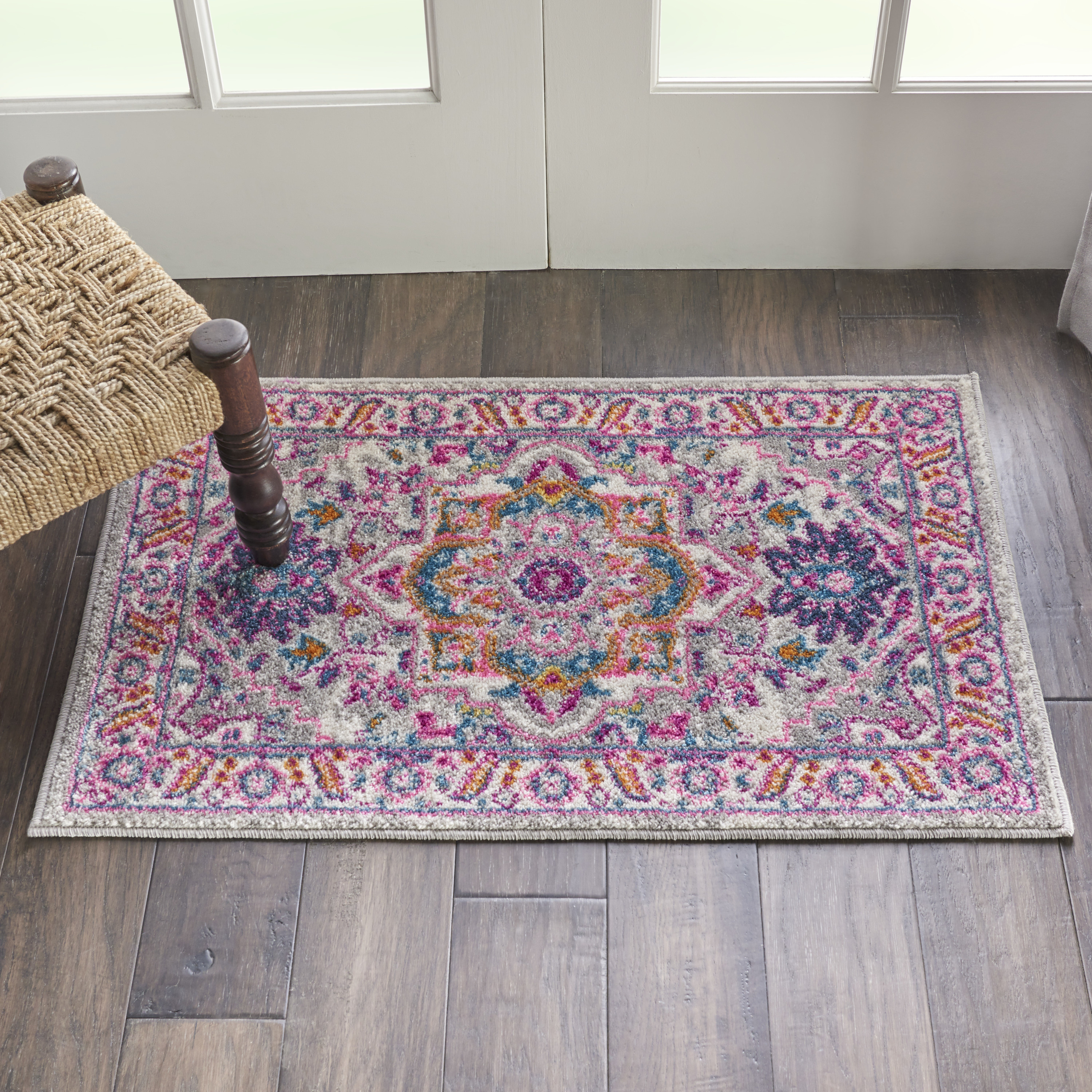 Nourison Passion 1'10" x 2'10" Light Grey Pink Bohemian Indoor Rug