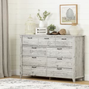Lionel - 9-Drawer Double Dresser Lionel - 9-Drawer Double Dresser