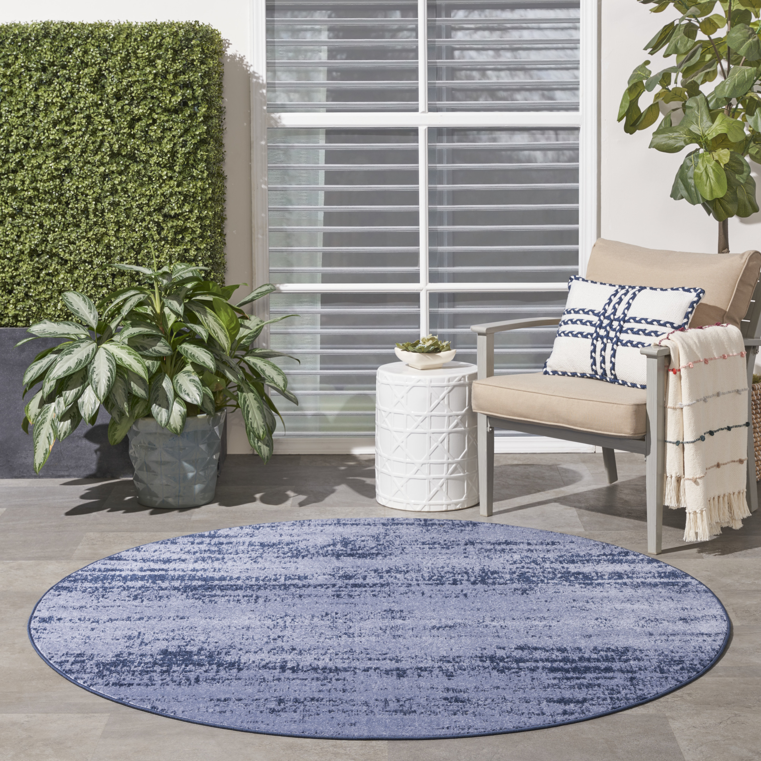 Nourison Nourison Essentials 6' x Round Denim Modern Rug