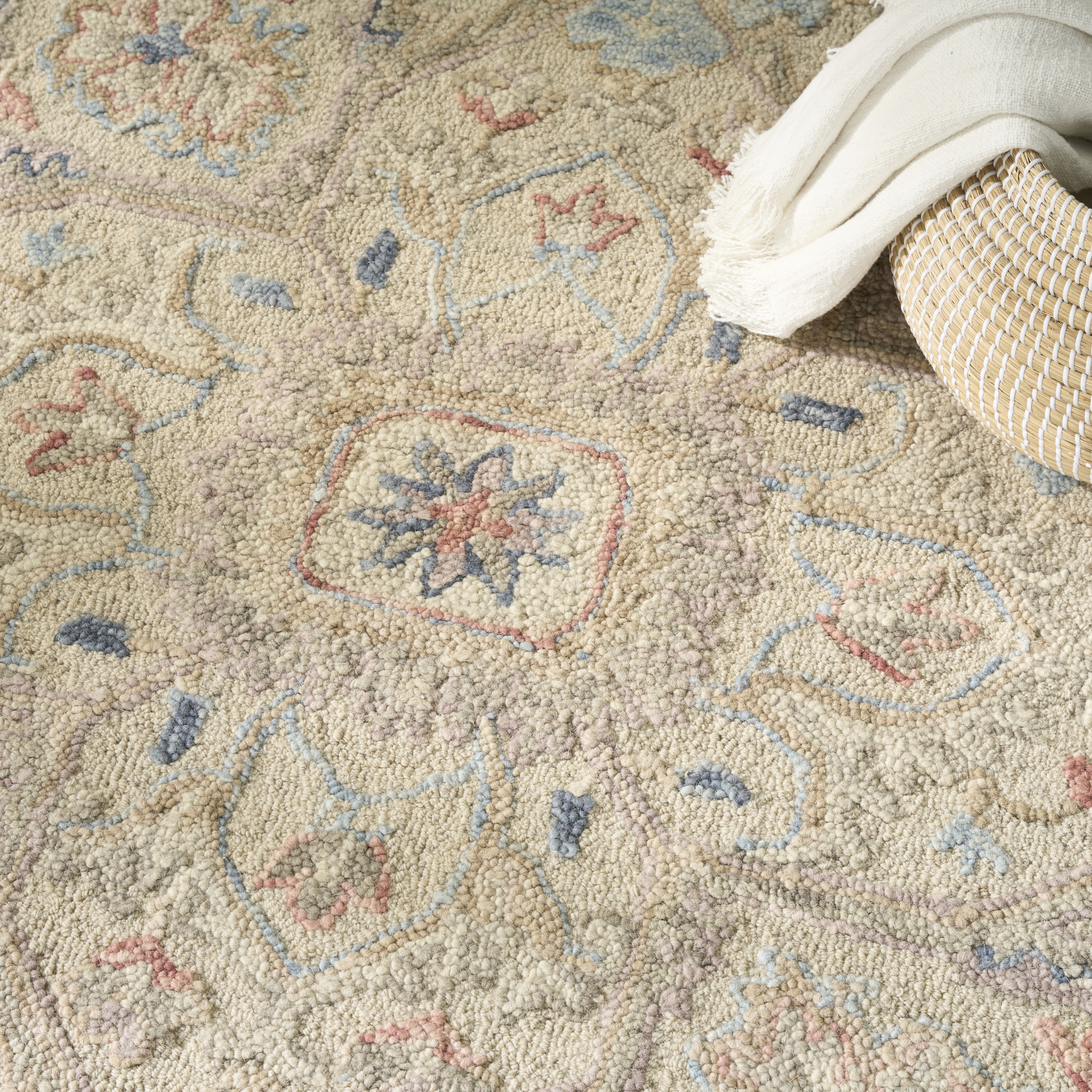Nourison Maison 9'9" x 13'9" Ivory Vintage Indoor Rug