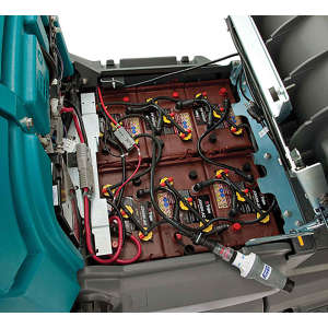 Tennant, T12-D, 32", Disc, Ride-On Floor Scrubber