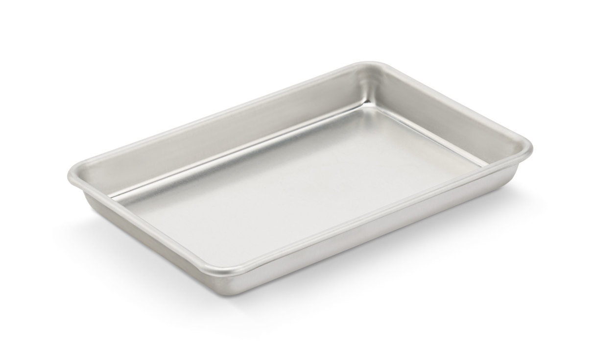 Eighth-size Wear-Ever® heavy-duty aluminum sheet pan with natural finish