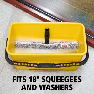 Rubbermaid Commercial, Glass Cleaning Bucket with Lid, Yellow