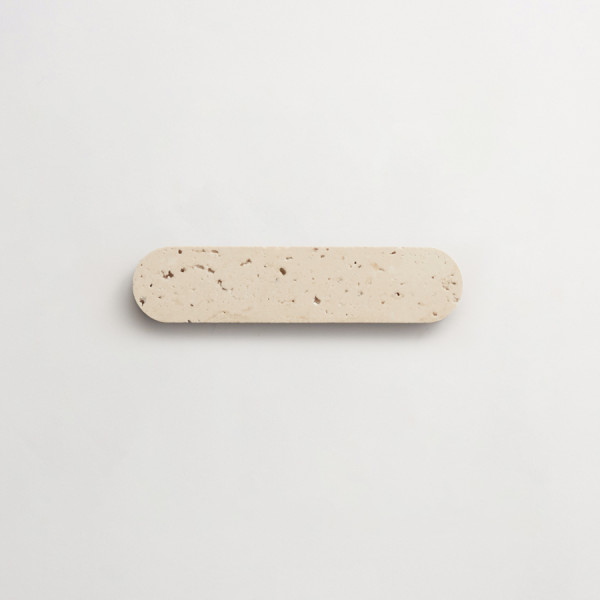 clé lapidary: smooth-cut ovals | oval petit mosaic sheet | honed | beige travertine | sample 