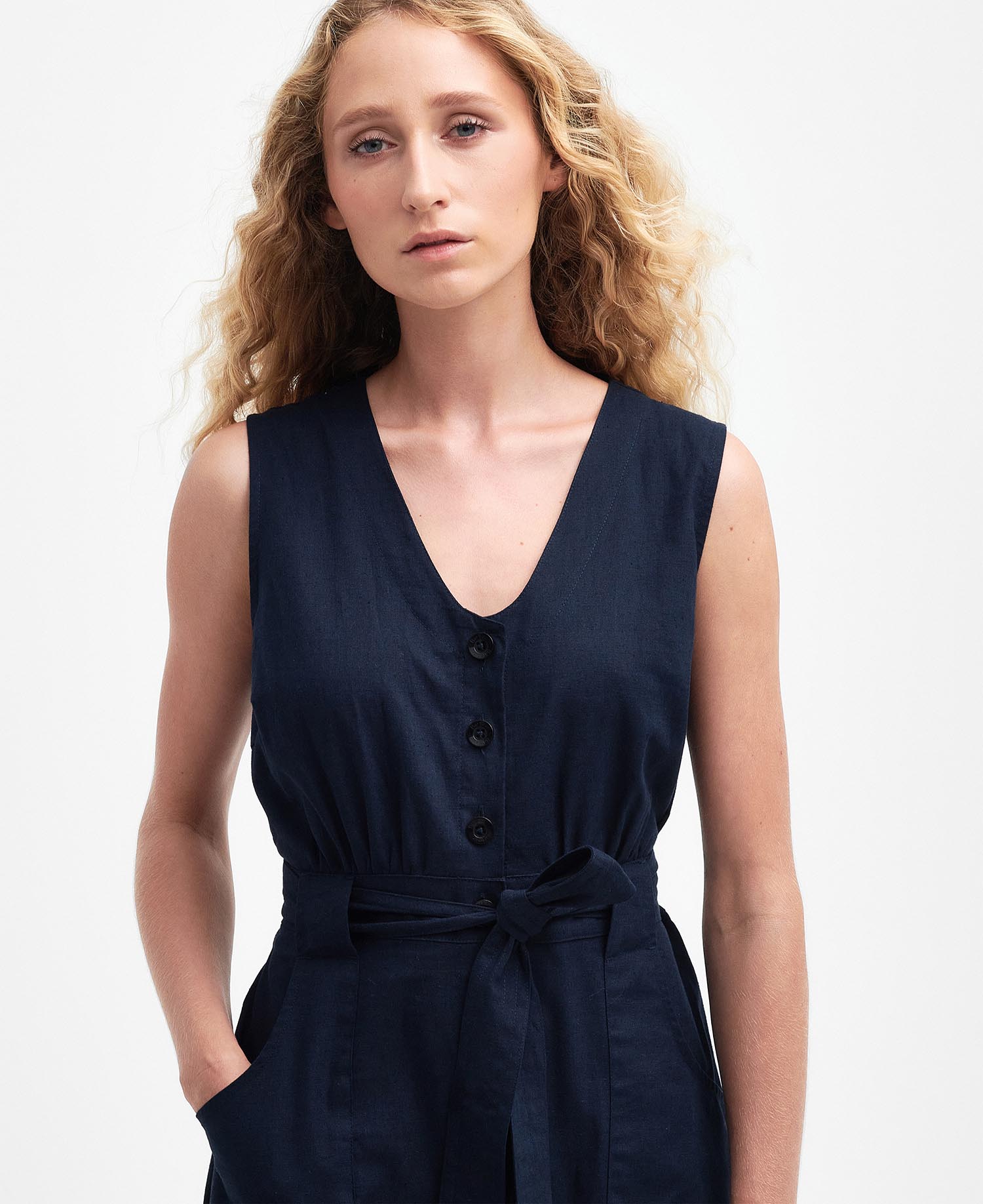 Rutherglen Sleeveless Midi Dress image number 3