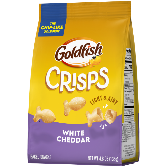Goldfish® White Cheddar Baked Snacks, 4.8 oz, bag - Right Angle Image