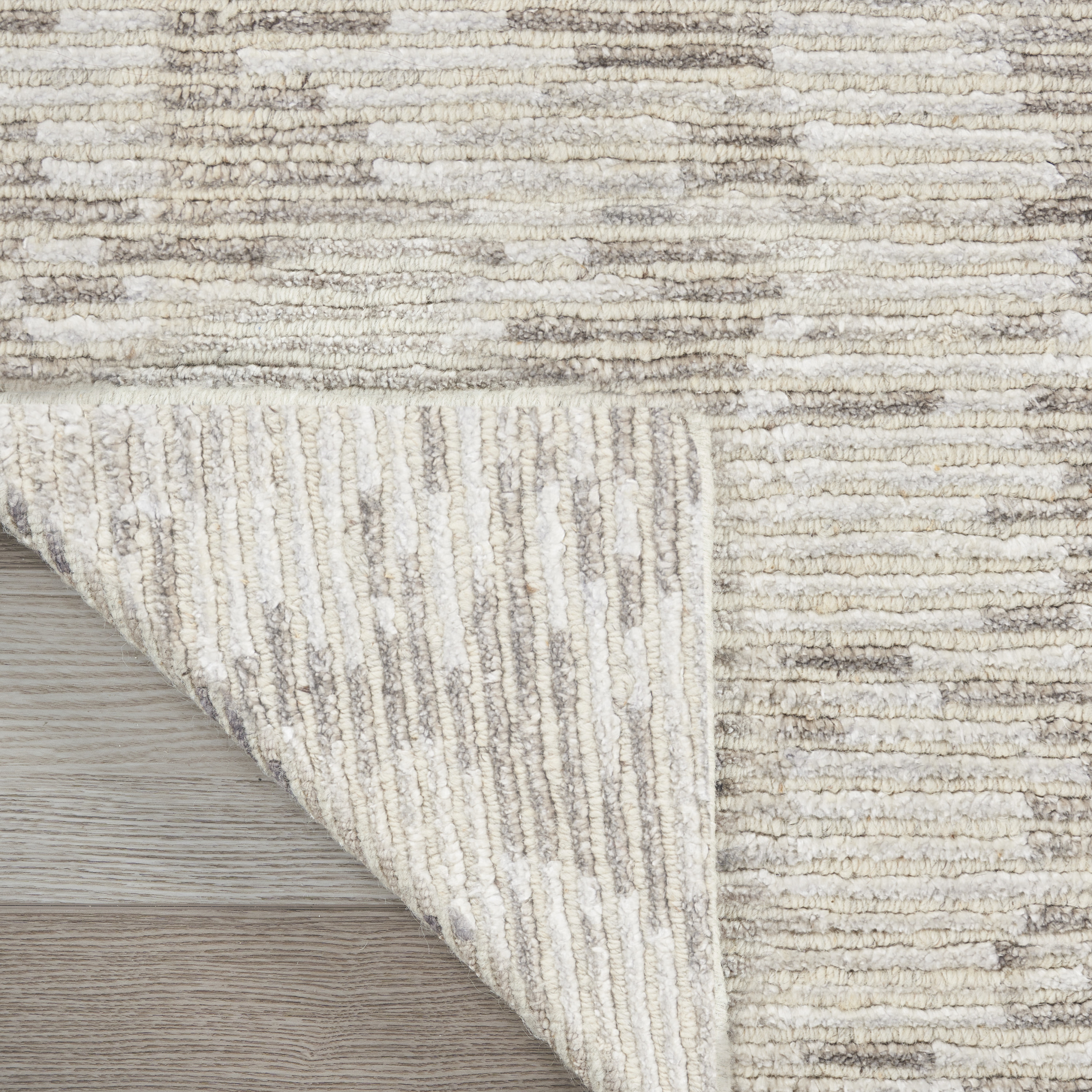 Nourison Ellora 2' x 3' Ivory Grey Modern Indoor Rug