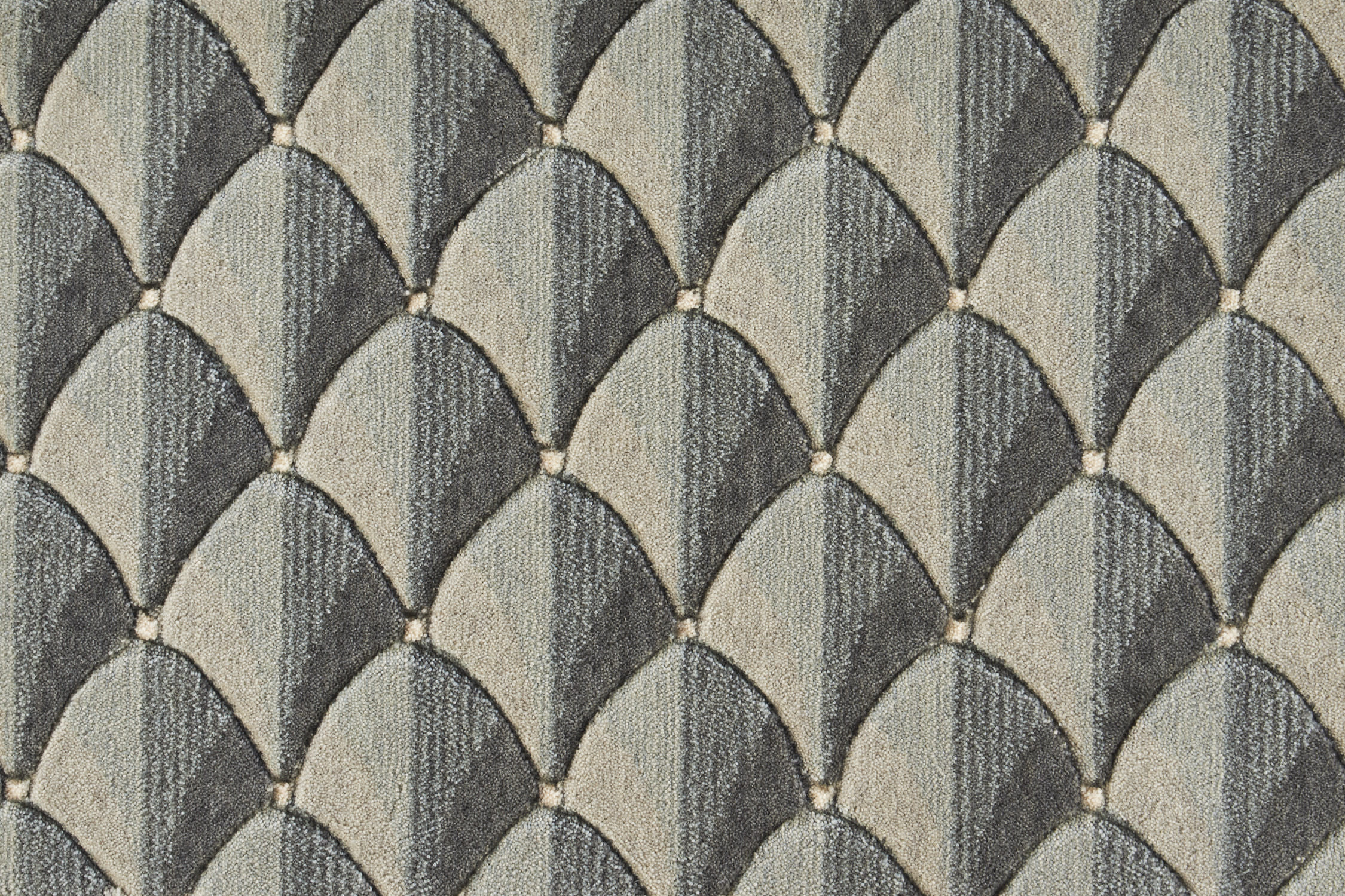 COSMOPOLITAN SHADOWSCAPE C73F CHROME BROADLOOM