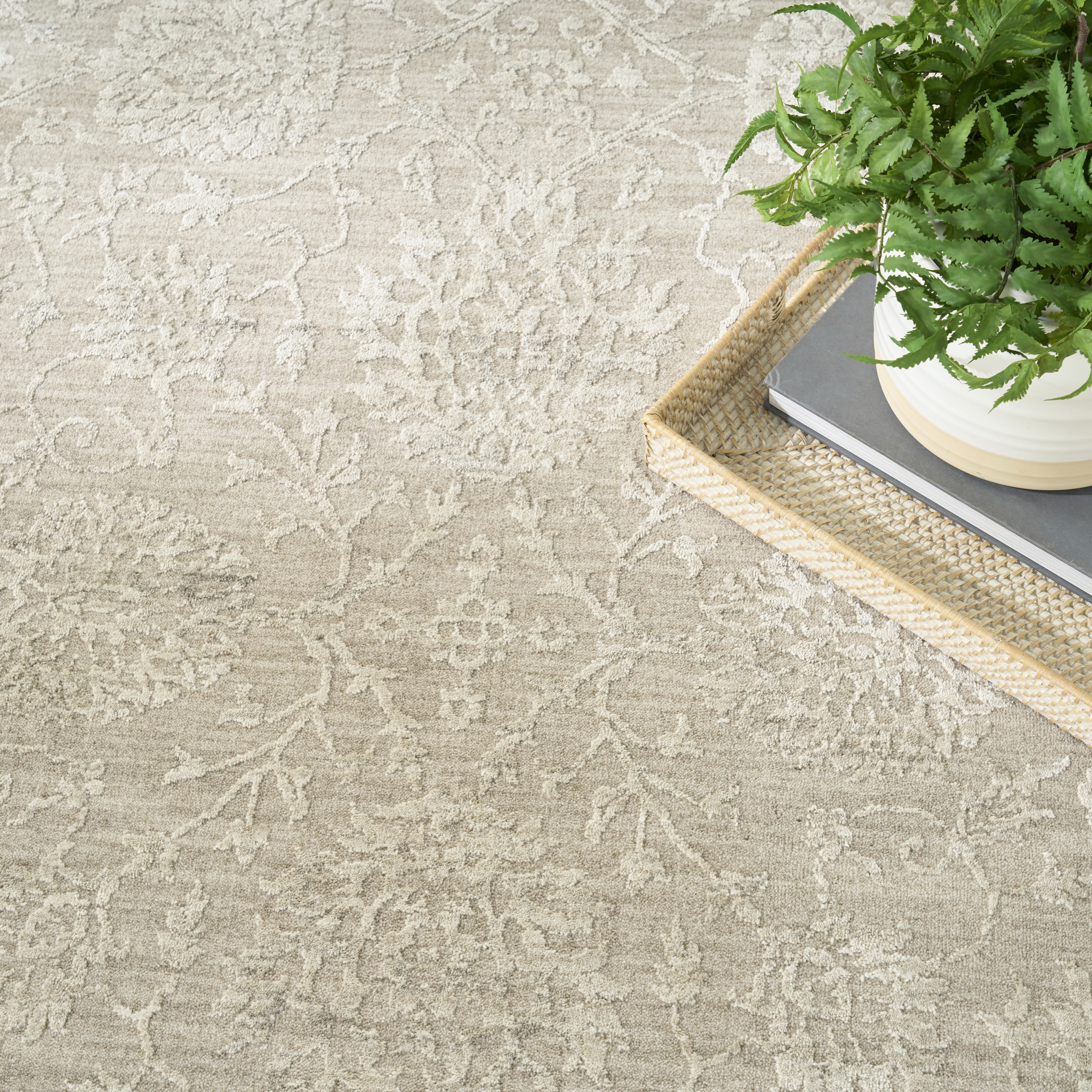 Nourison Moonlit 5'3" x 7'6" Ivory Grey Vintage Indoor Rug